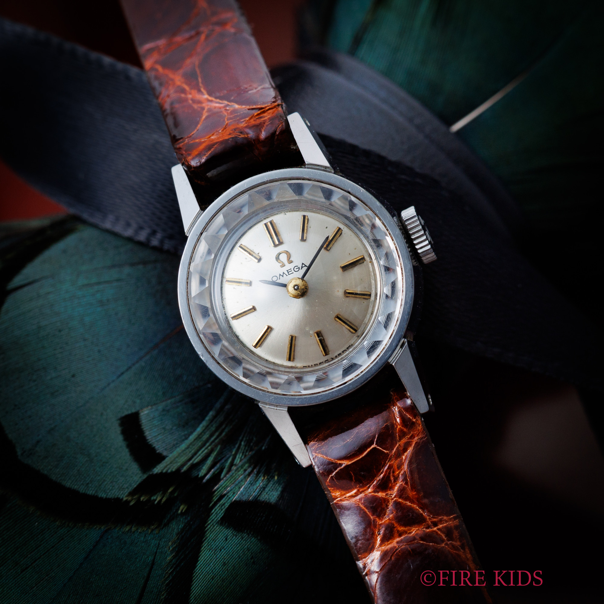 オメガ カットガラス レディース 1964年製 手巻き 2針