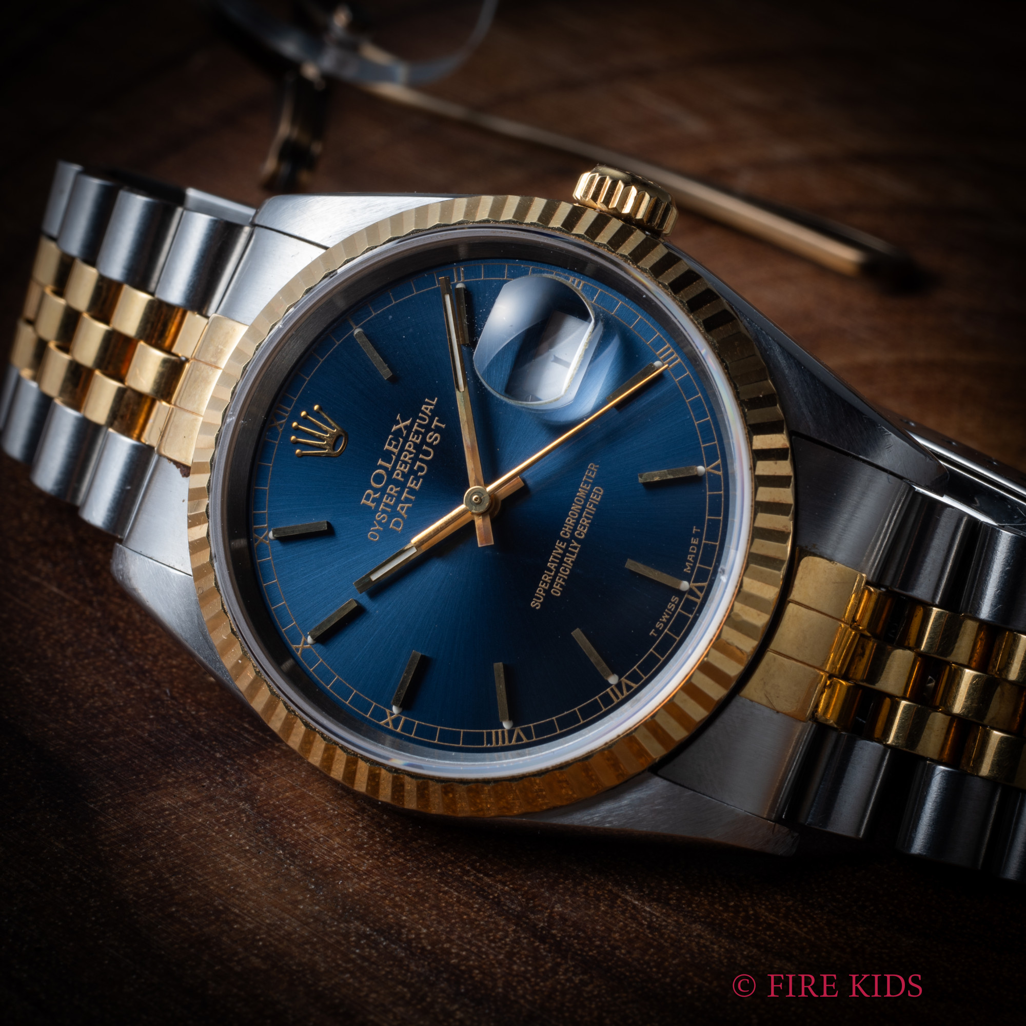 ロレックス デイトジャストコンビ 1996年製 Ref.16233 ブルーダイヤル 自動巻クロノメーター 純正コンビブレス