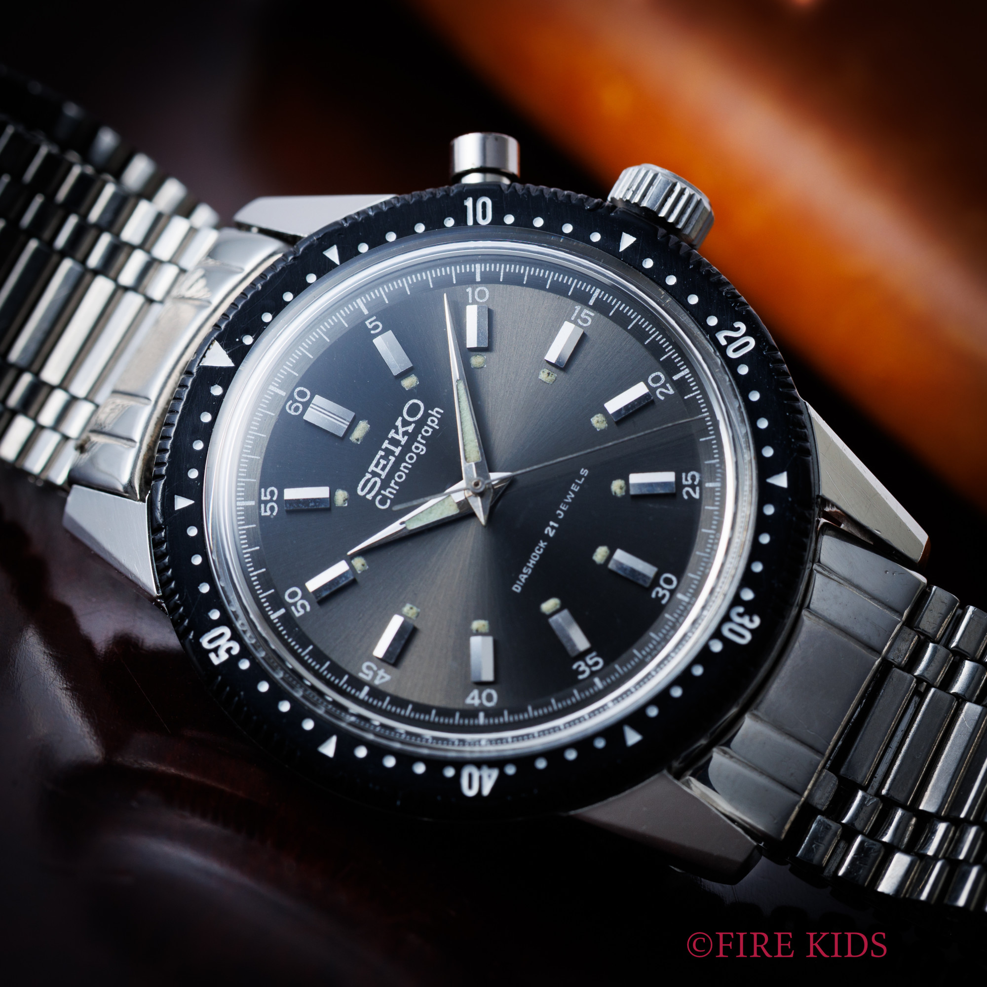 セイコー ワンプッシュクロノグラフ 1964年製 黒文字盤 プラベゼル 手巻 純正オリジナルブレス