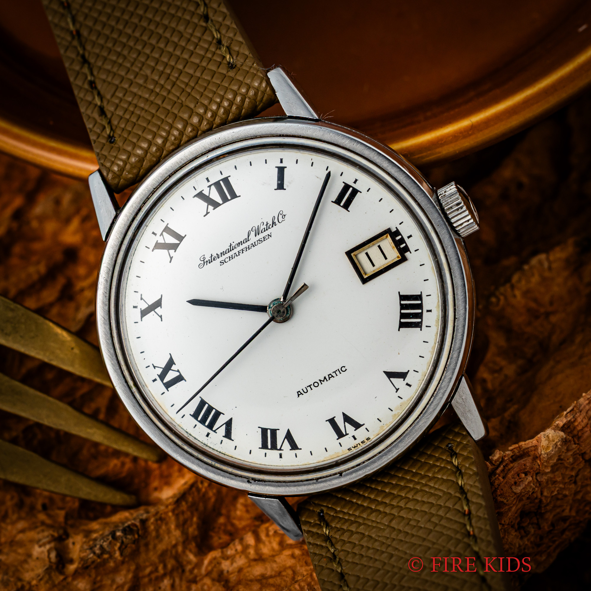 IWC ラウンドケース ホワイトローマン ペラトン式自動巻き Cal.8541 1968年製