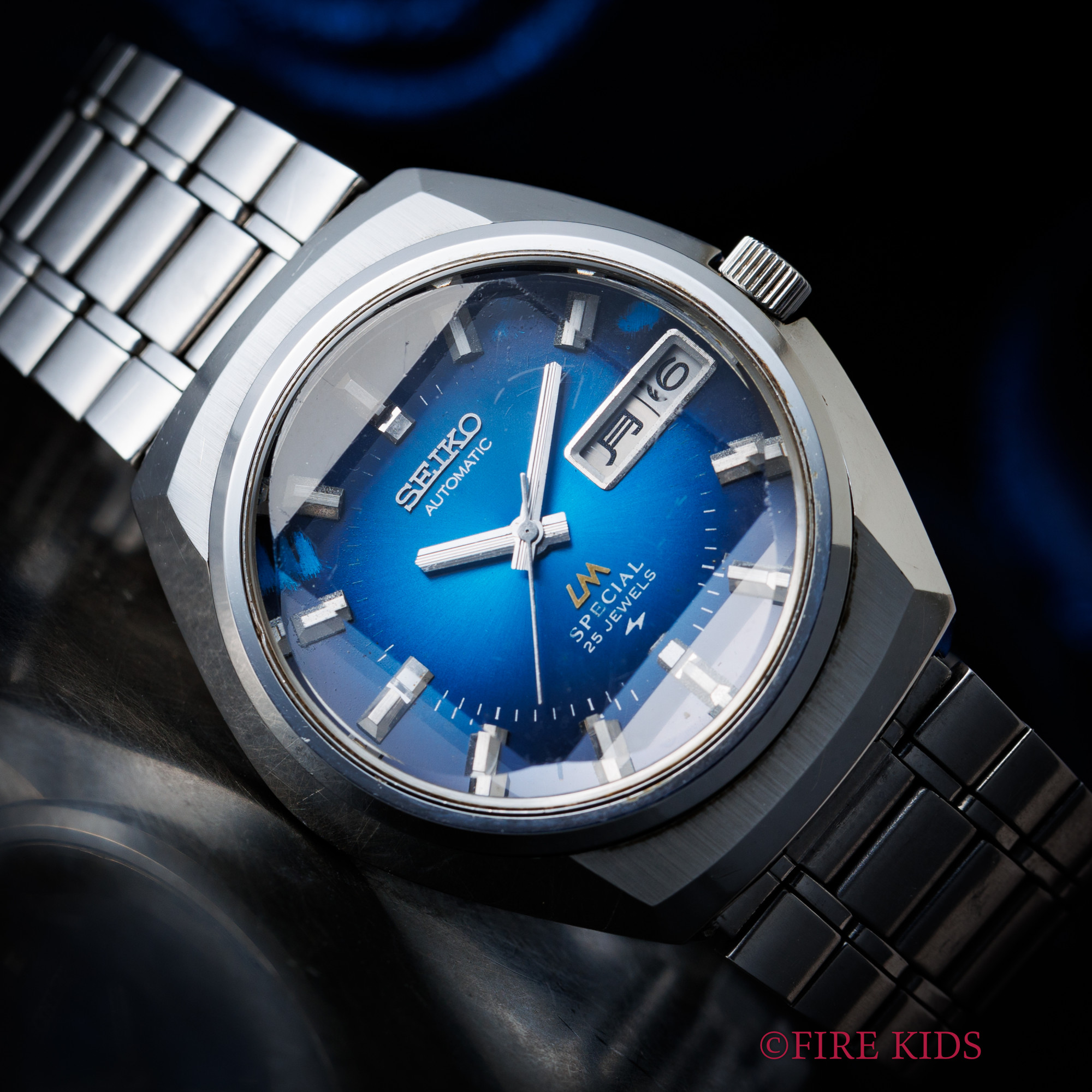 セイコー ロードマチック 1974年製 Ref.5216-6020 自動巻 LMカットガラス ブルーグラデーションダイヤル 純正ブレス