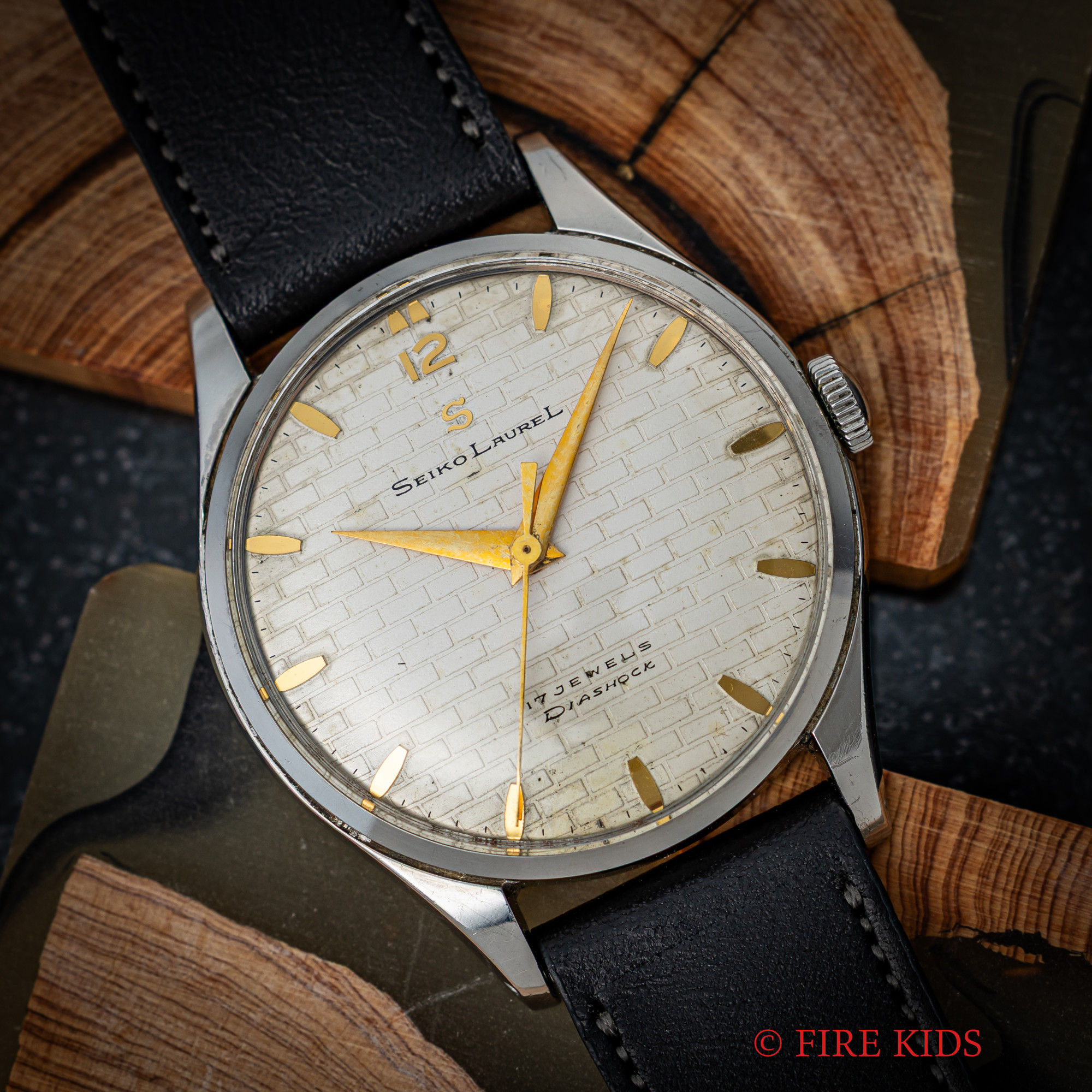 セイコー ローレル ブリックダイヤル 1958年製 手巻き 純正革ベルト、尾錠、タグ付き