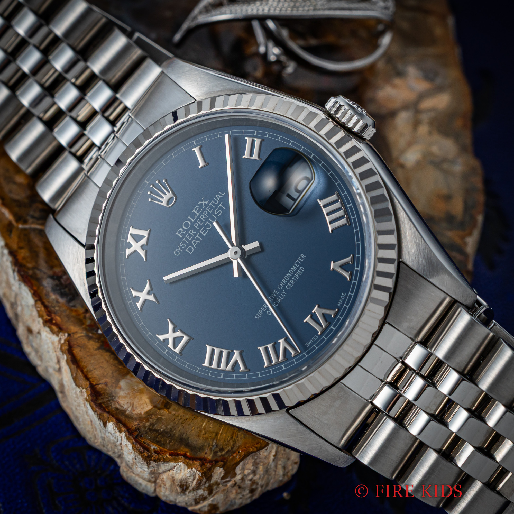 ロレックス デイトジャスト 1996年製 ブルーローマンダイヤル Ref.16234 クロノメーター自動巻 純正ジュビリーブレス