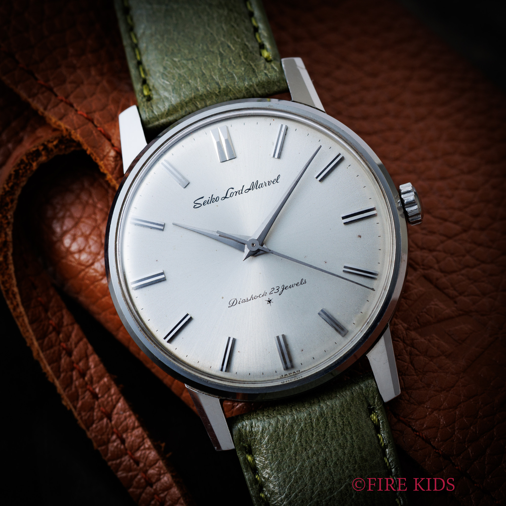 セイコー ロードマーベル 1961年製 手巻き ドーフィンハンド ノンデイト