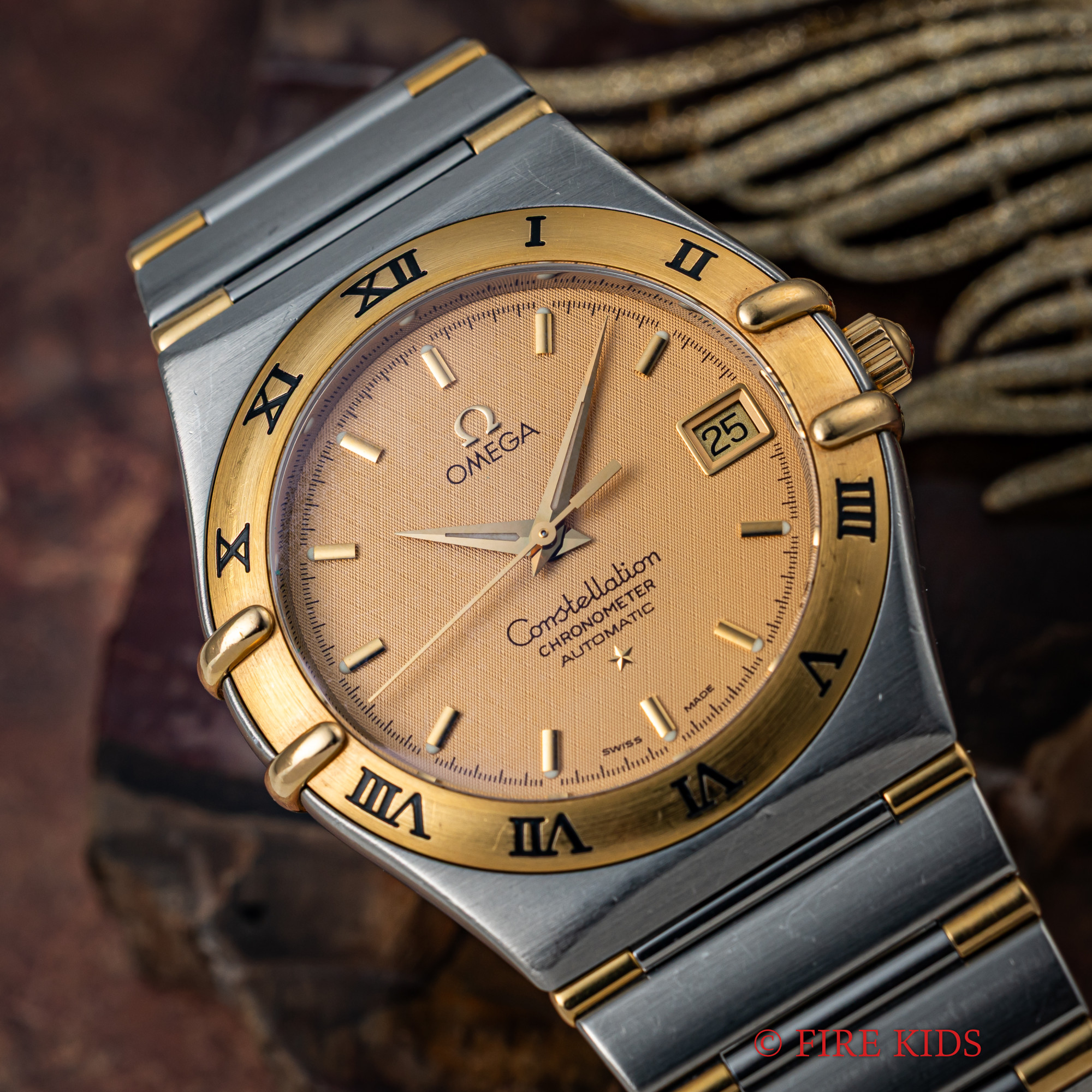 オメガ コンステレーション 1999年製 Ref.368.1201 マンハッタンコンビ クロノメーター自動巻 Cal.1120