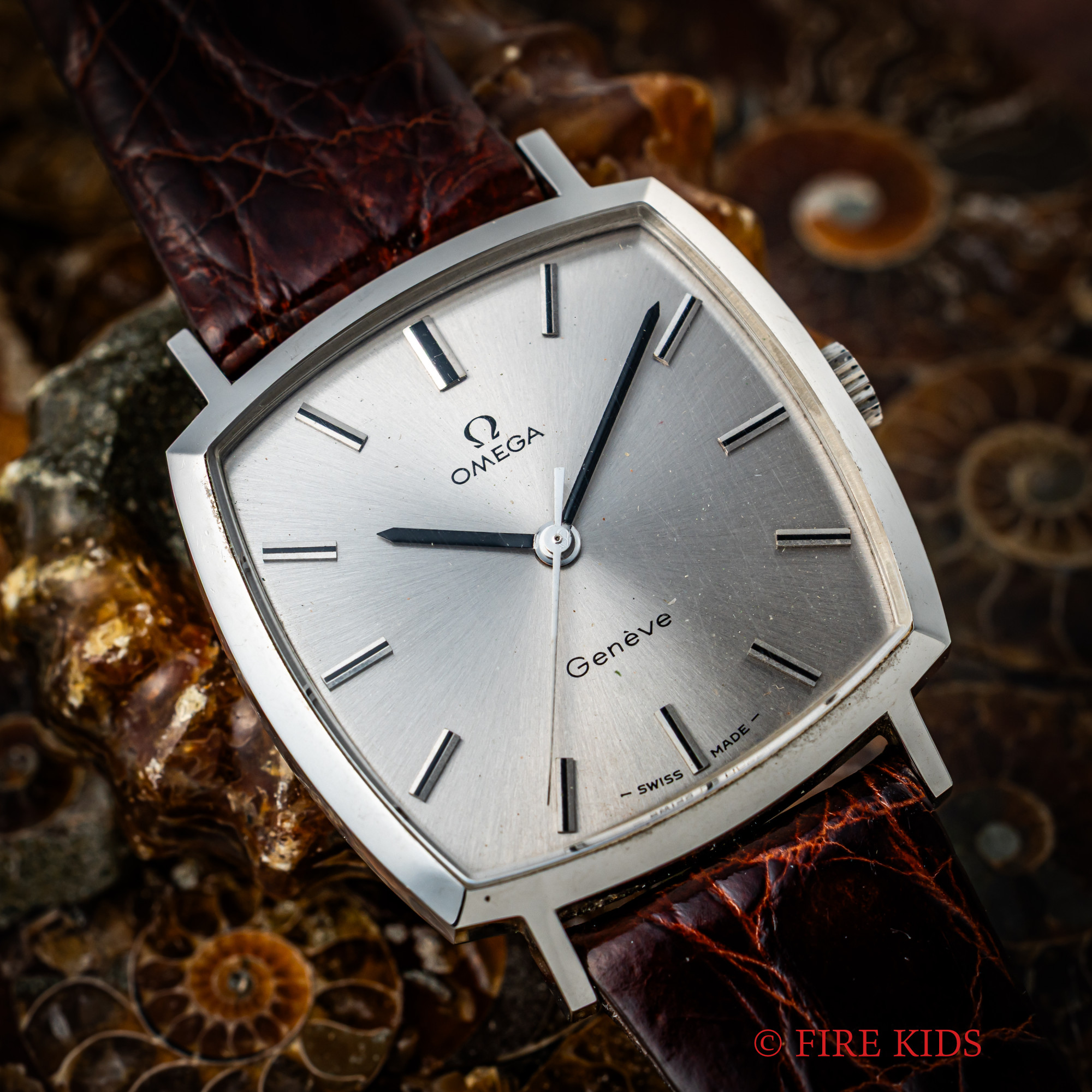 オメガ ジュネーブ スクエアケース 1970年製（昭和45年製）ノンデイト手巻 Cal.601