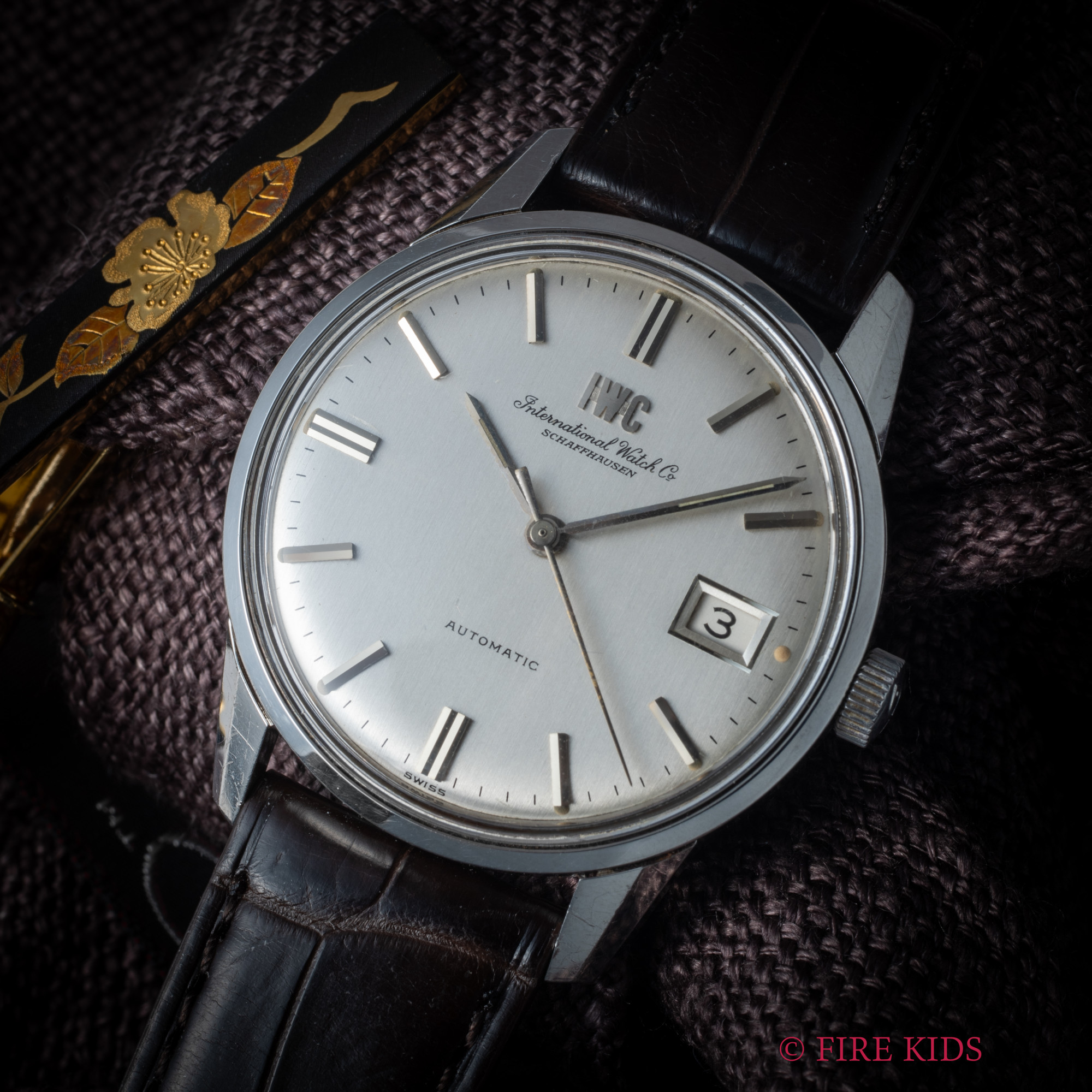 IWC ラウンドケース 1972年製 ペラトン式自動巻 Cal.8541B Ref.R810AD シルバーダイヤル