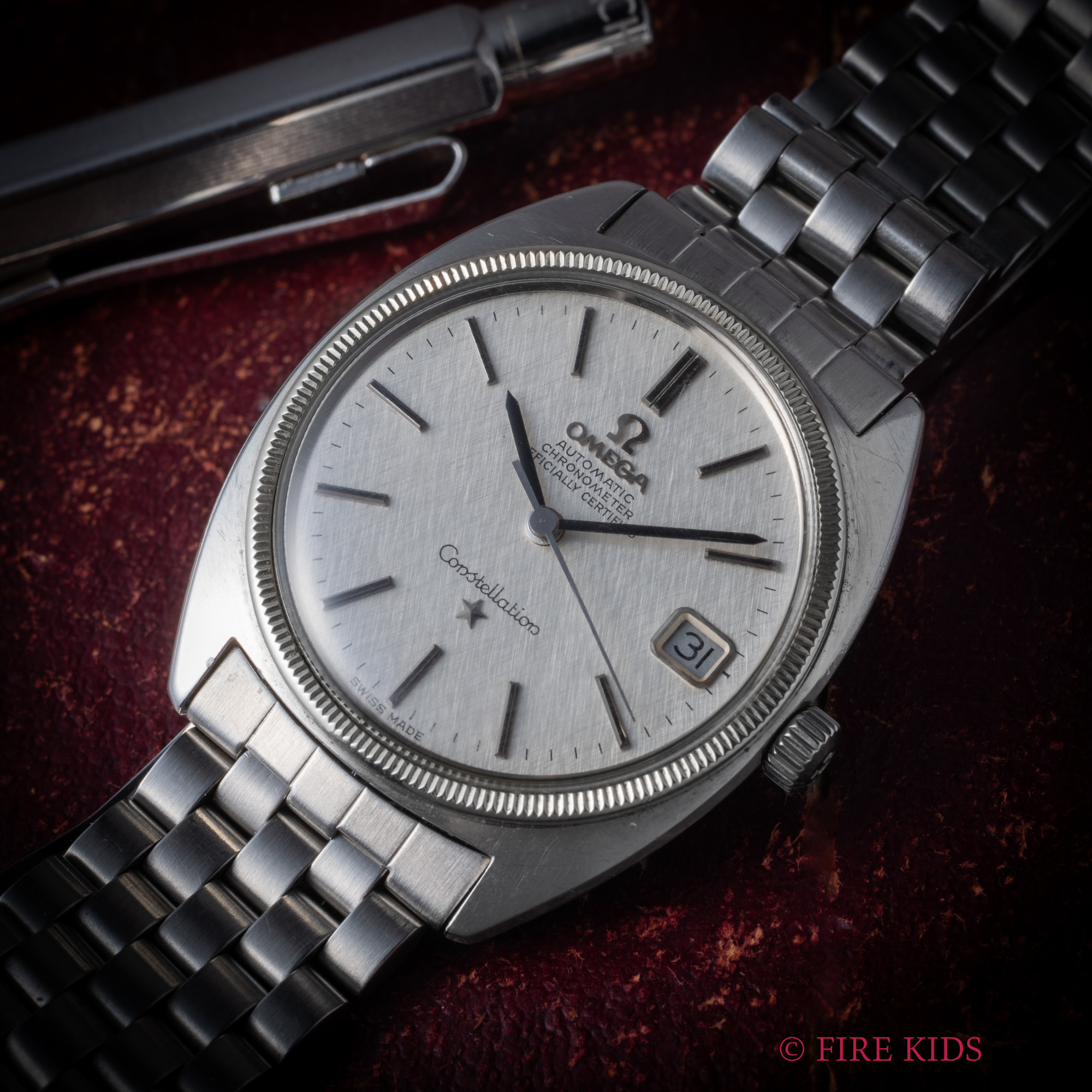 オメガ コンステレーション 1968年製 ジェンタデザイン前期型 リネンダイヤル WGベゼル クロノメーター自動巻 純正ステンレスブレス