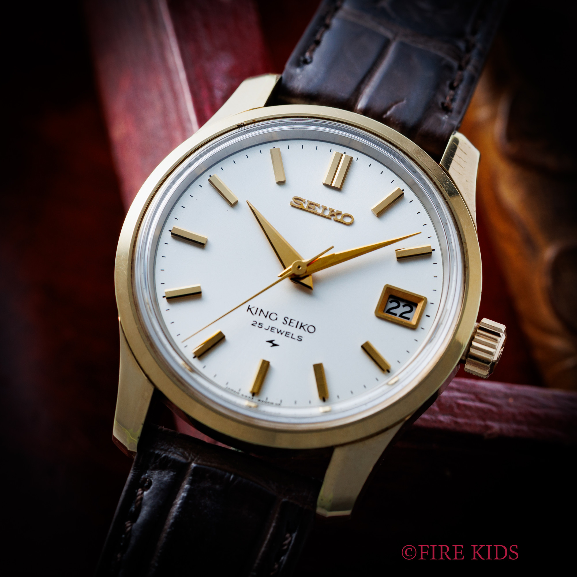 キングセイコー 44KS最後期型 SGPケース 1968年製 ロービート手巻 SEIKO亀戸マークメダリオン