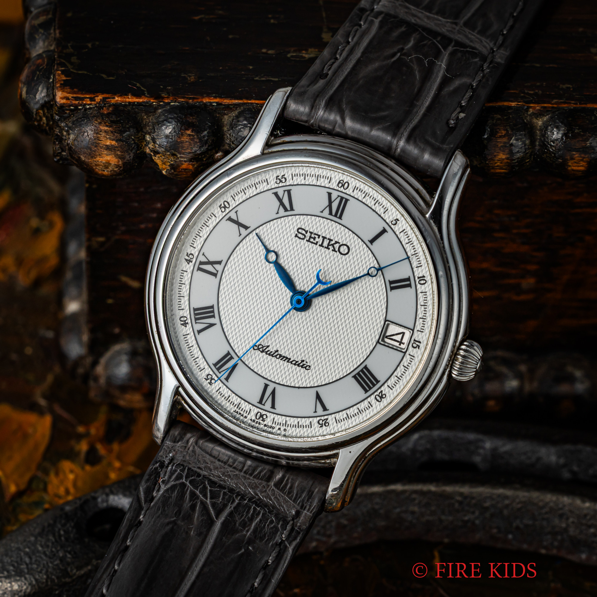 セイコー 1993年製 ホワイトギョーシェダイヤル Ref.4S25-8010 自動巻 箱ギャラ付