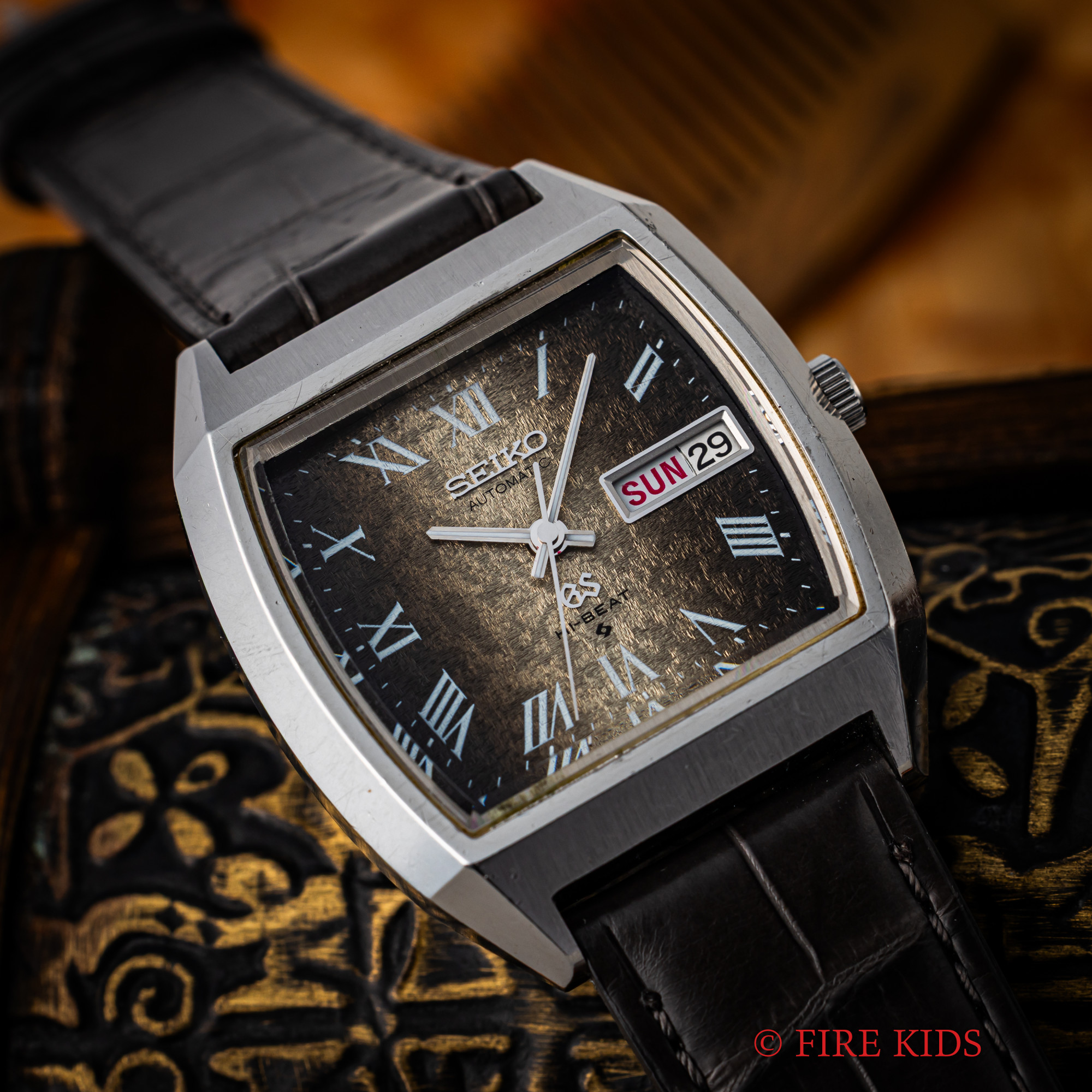 グランドセイコー 1972年製 バレル型ケース Ref.5646-5010 GS グラデーション文字盤