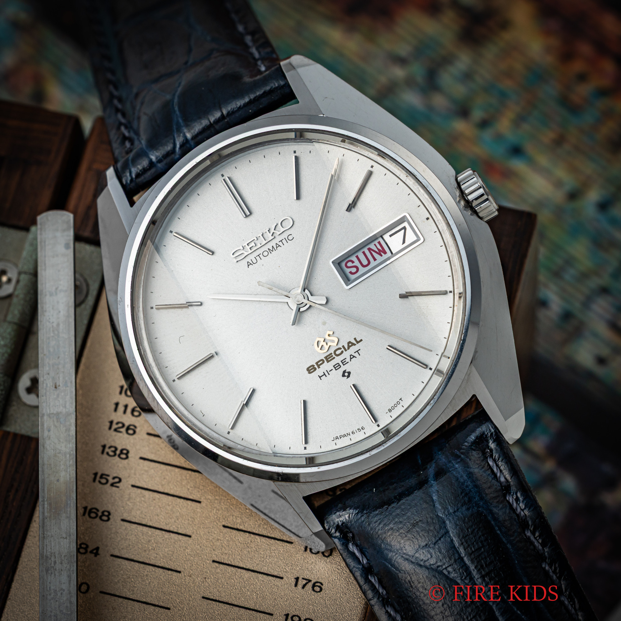 グランドセイコー 61GS スペシャル 1971年製カットガラス 10振動自動巻き デイデイト