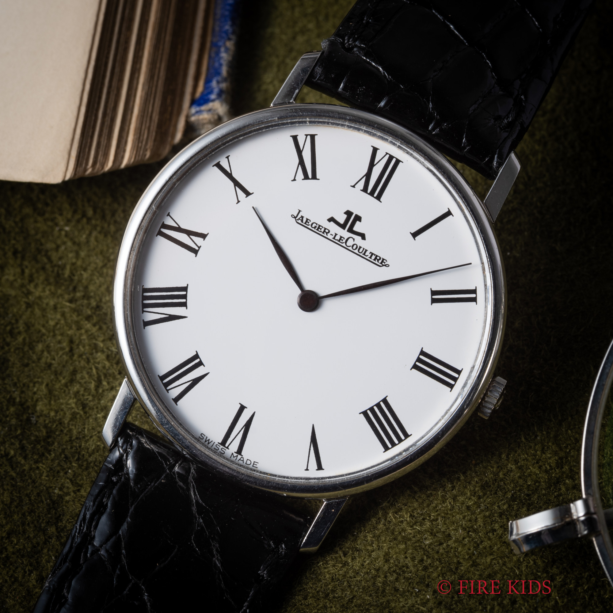 JAEGER LE COULTRE　ラウンド　ホワイトローマン文字盤　1970年代製　Ref.9226.42 手巻
