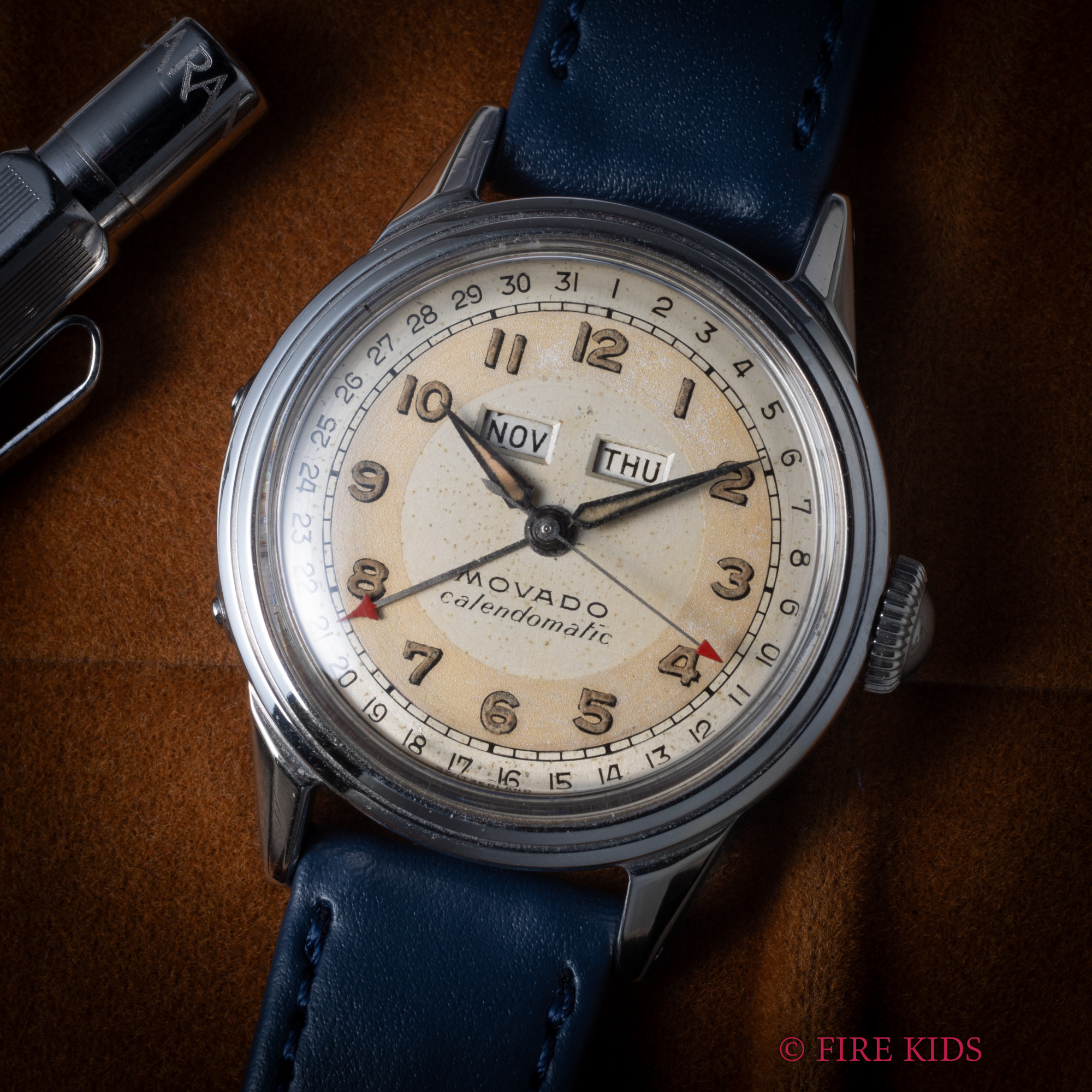 モバード カレンドマチック 1940年代製 バンパー式デイデイト自動巻 飛びアラビアダイヤル