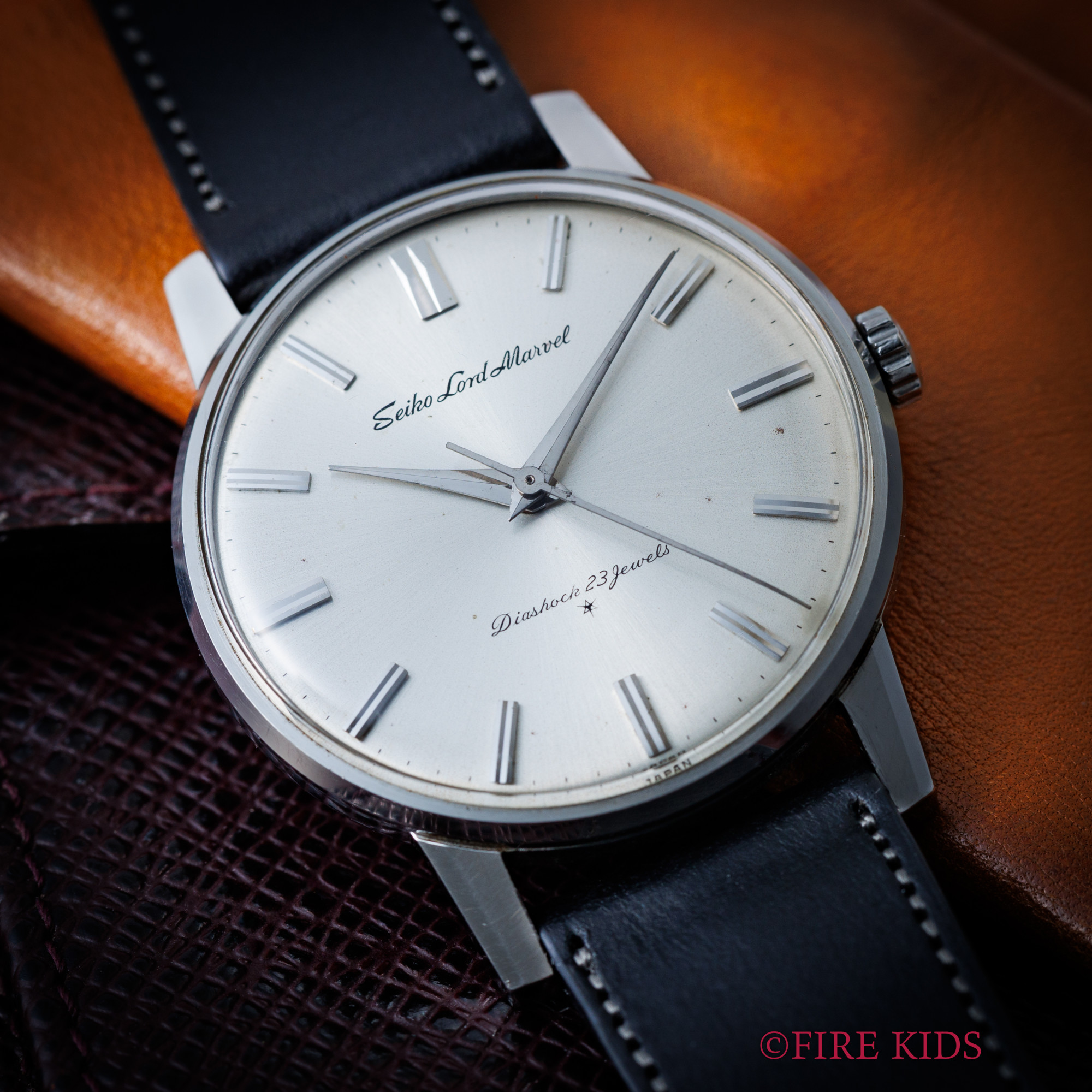 セイコー ロードマーベル 1961年製 手巻き ドーフィンハンド ノンデイト