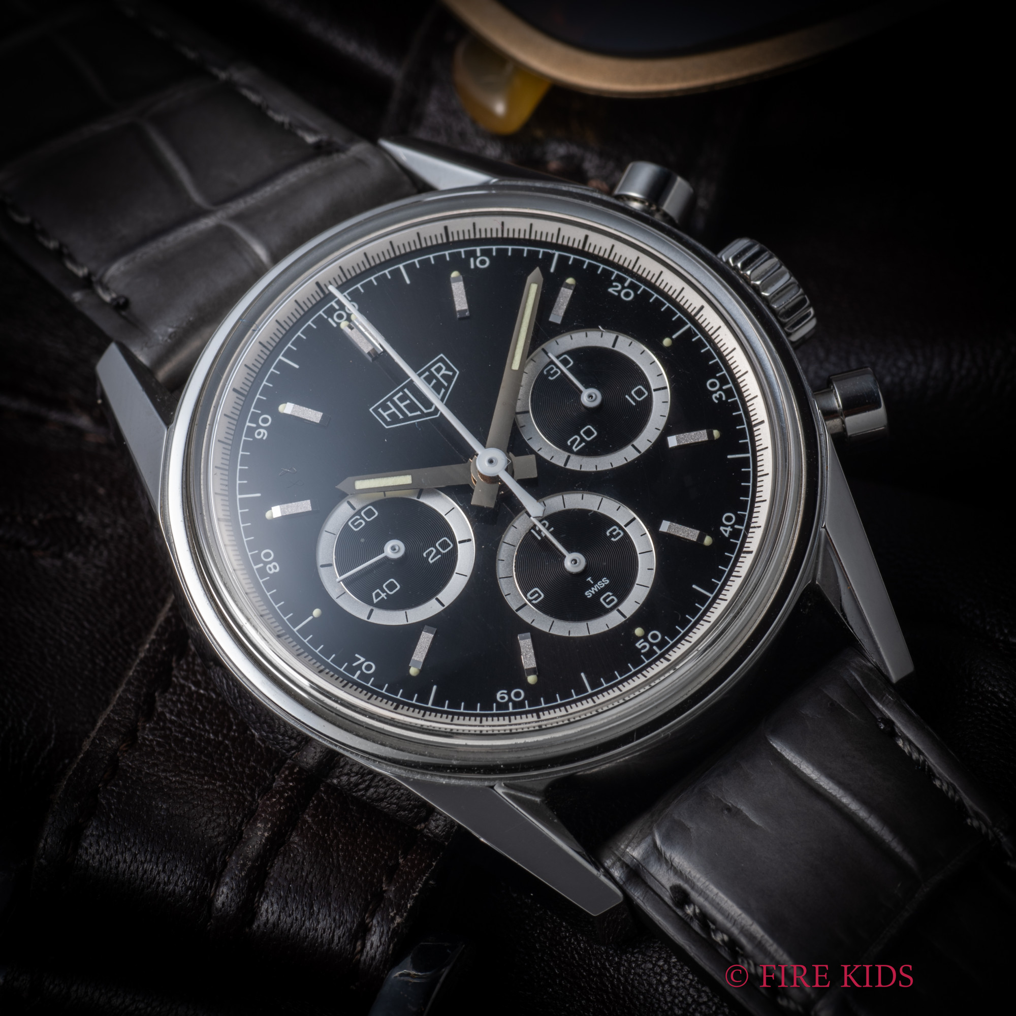 ホイヤー カレラ クロノグラフ 復刻 1990年代製 手巻き 純正ベルト・純正尾錠・箱・ギャラ・冊子付き