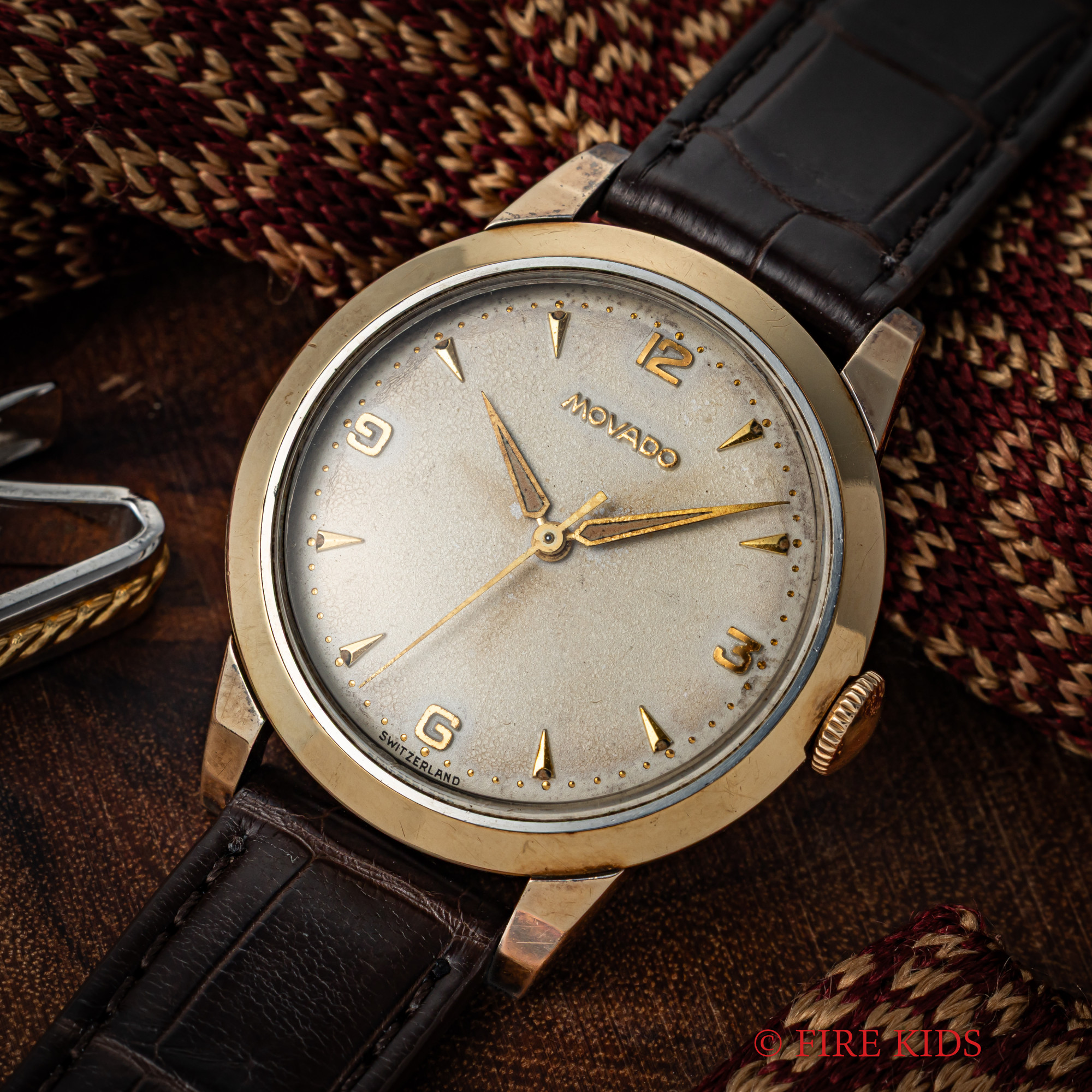 モバード スポーツ FB社製トップゴールドケース 手巻き 1950年代 飛びアラビアダイヤル