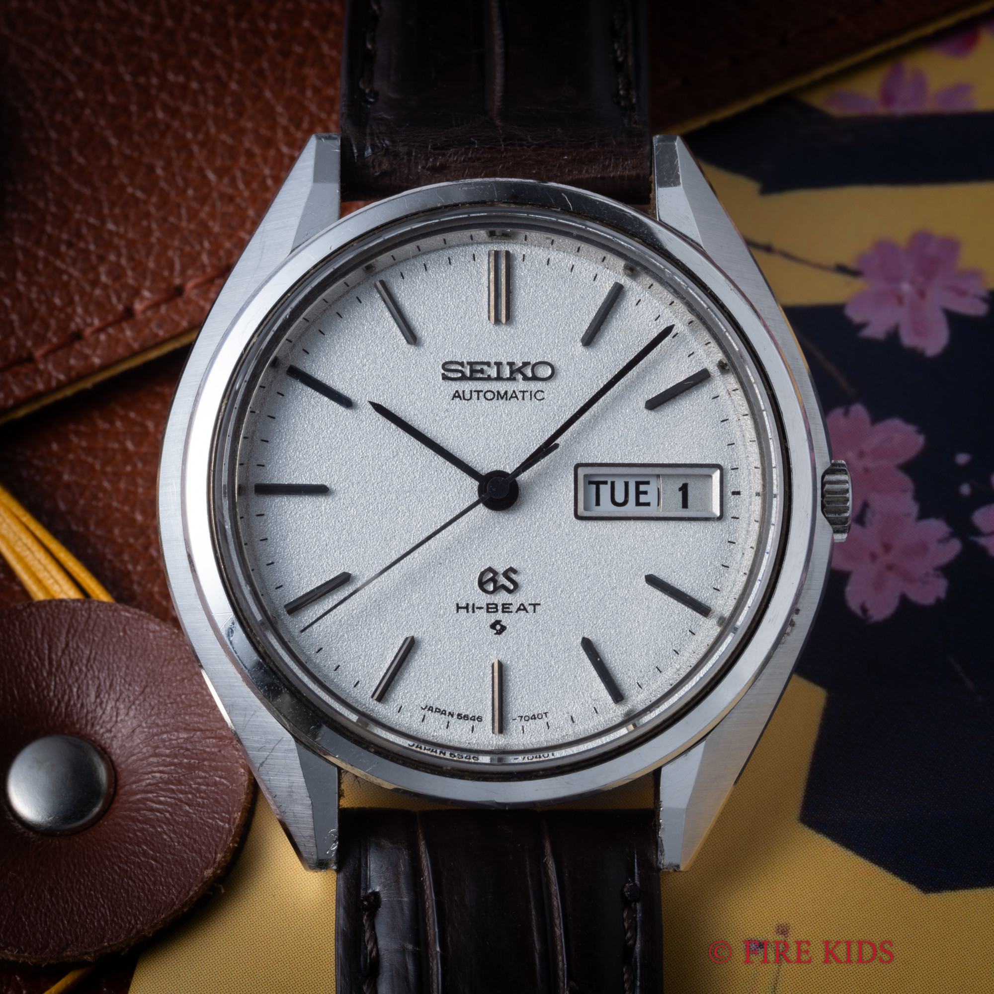 セイコー グランドセイコー 56GS Ref.5646-7030 ザラメ文字盤 Cal.5646A 8振動自動巻き デイデイト 1973年製