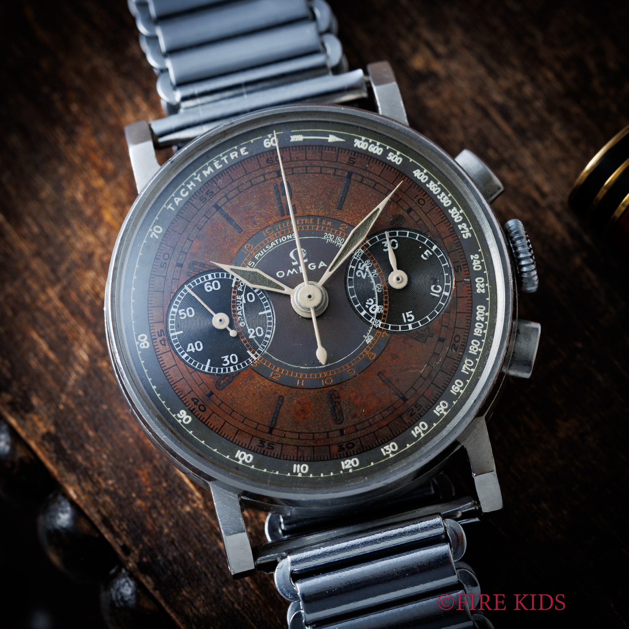 オメガ 2レジスタークロノグラフ 1939～1943年製 Cal.28.9 CHRO-2 コッパーダイヤル 手巻き