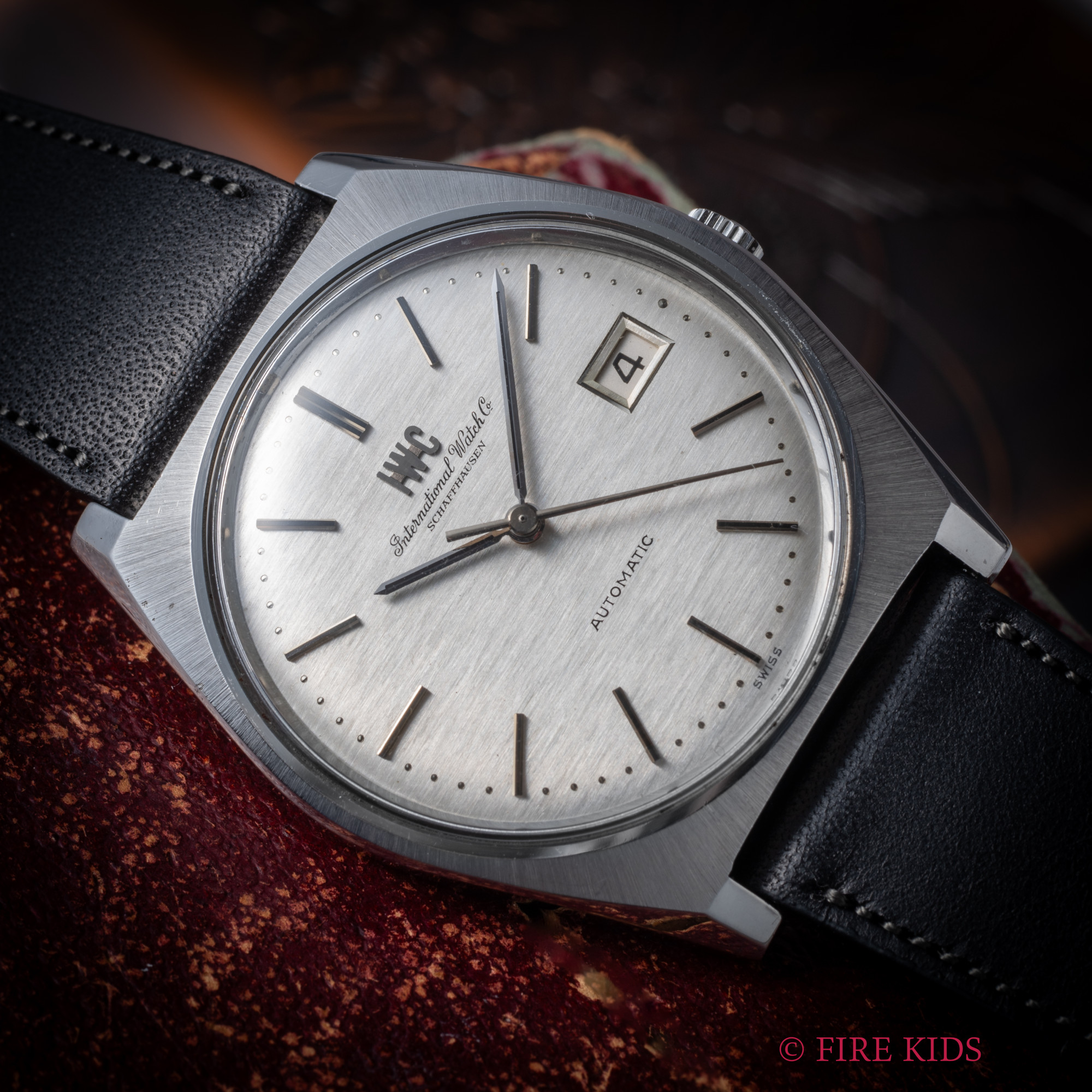 IWC 1979年製 Cラインケース Ref.1833 ペラトン式自動巻 Cal.8541B モザイクダイヤル