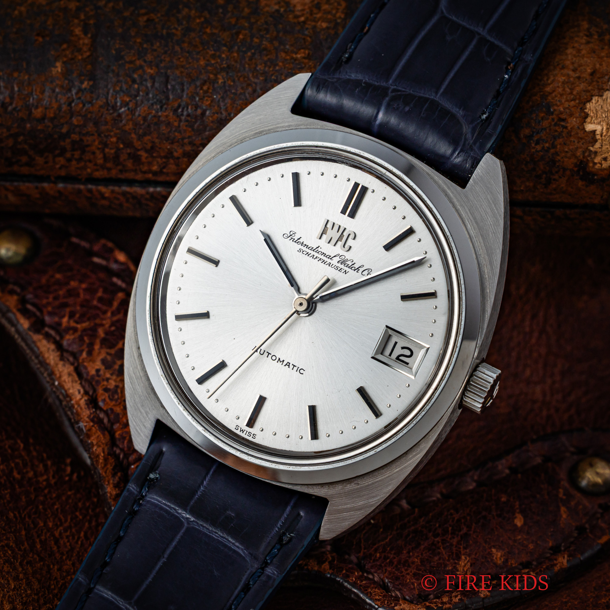 IWC Cラインケース　1976年製 自動巻き Cal.8541B　Ref.1827