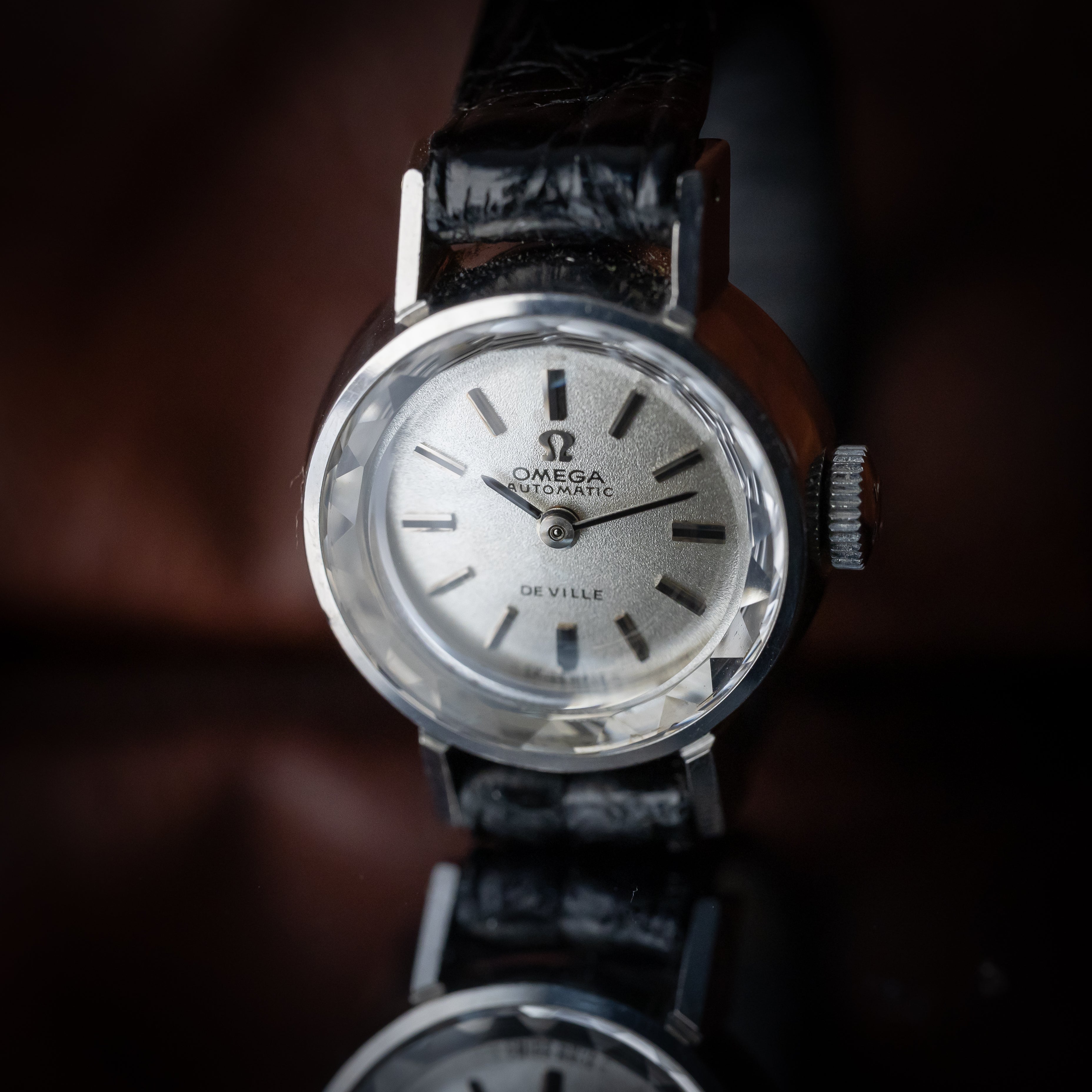 オメガ レディース デ・ヴィル 自動巻き 1969年製 カットガラス 純正尾錠