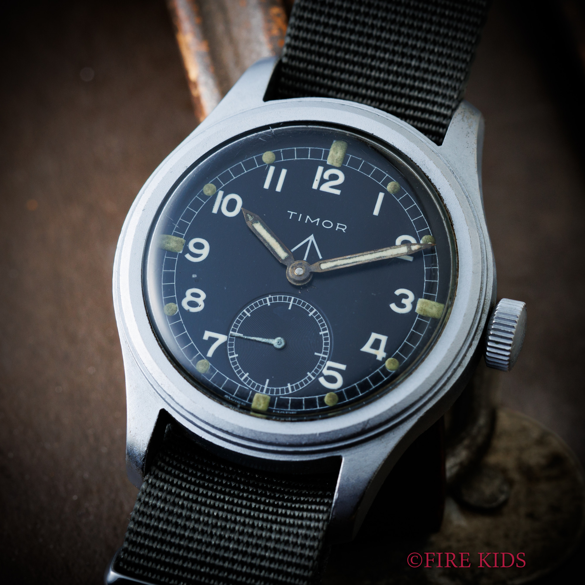 ティモール イギリス軍用W.W.W ダーティダース 1940年代 手巻き ブロードアロー