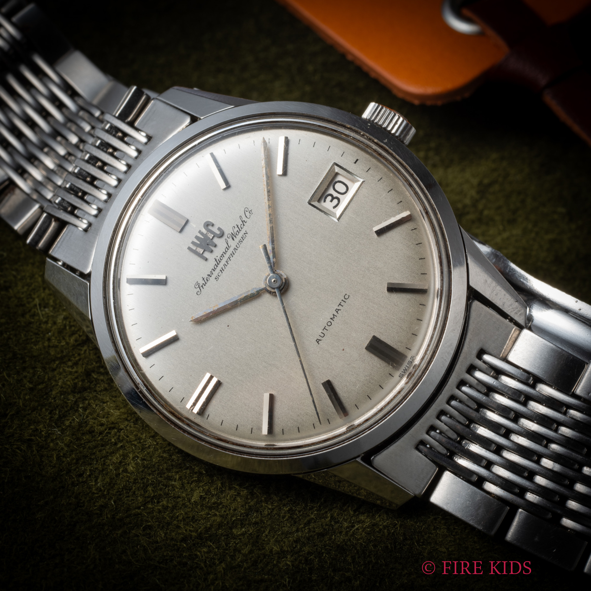 IWC ラウンドケース 1972年製 Cal.8541B 自動巻き ブレス付