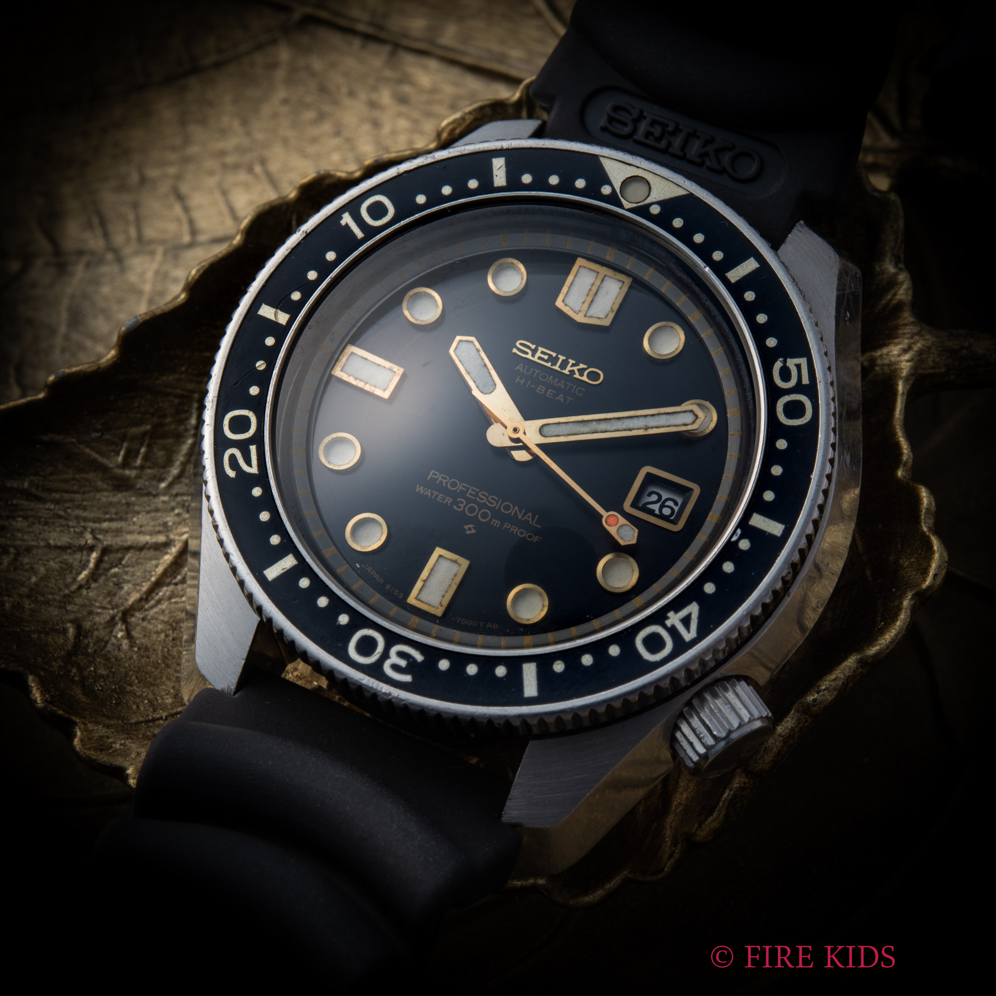 セイコー SEIKO 300ｍプロフェッショナルダイバー 1969年製 Ref.6159-7001 カウントダウンベゼル 自動巻き 純正ラバーベルト、尾錠付き