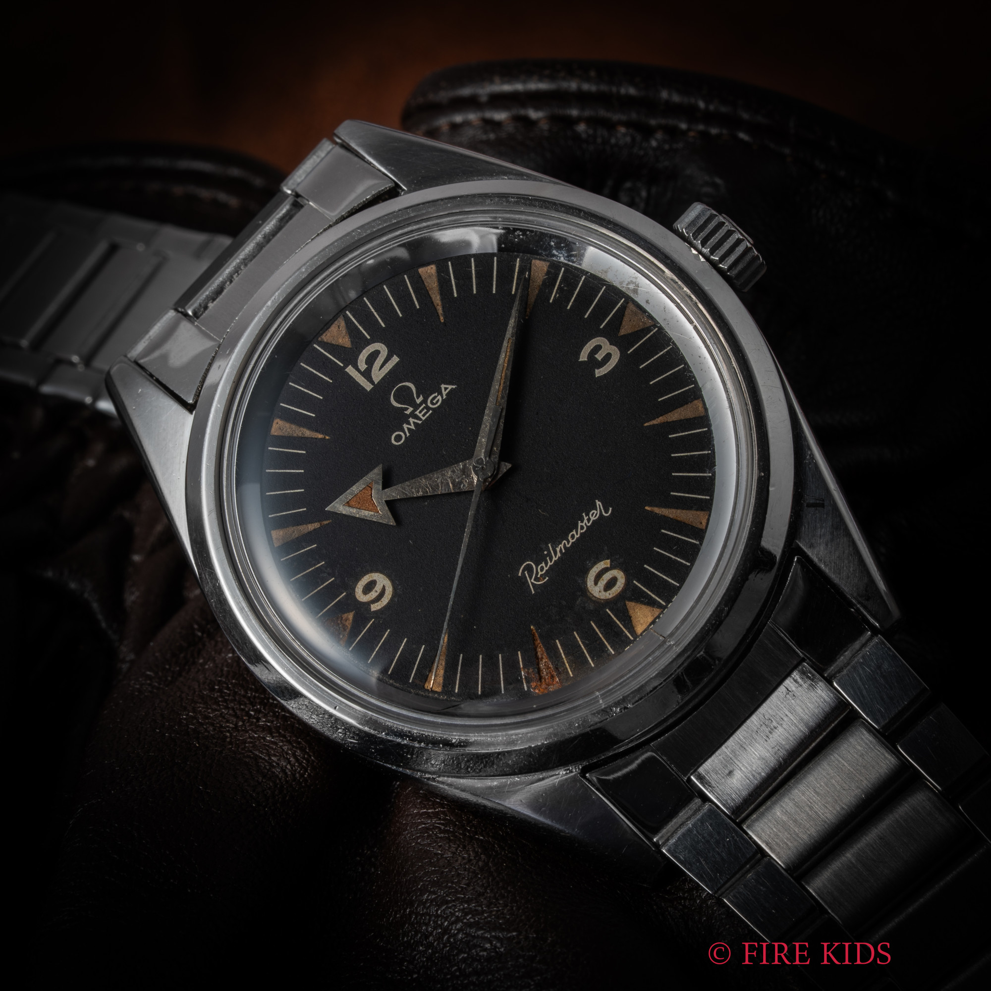 オメガ レイルマスター Ref.2914-2SC 1959年製 アローハンド アーカイブ付き キャタピラブレス