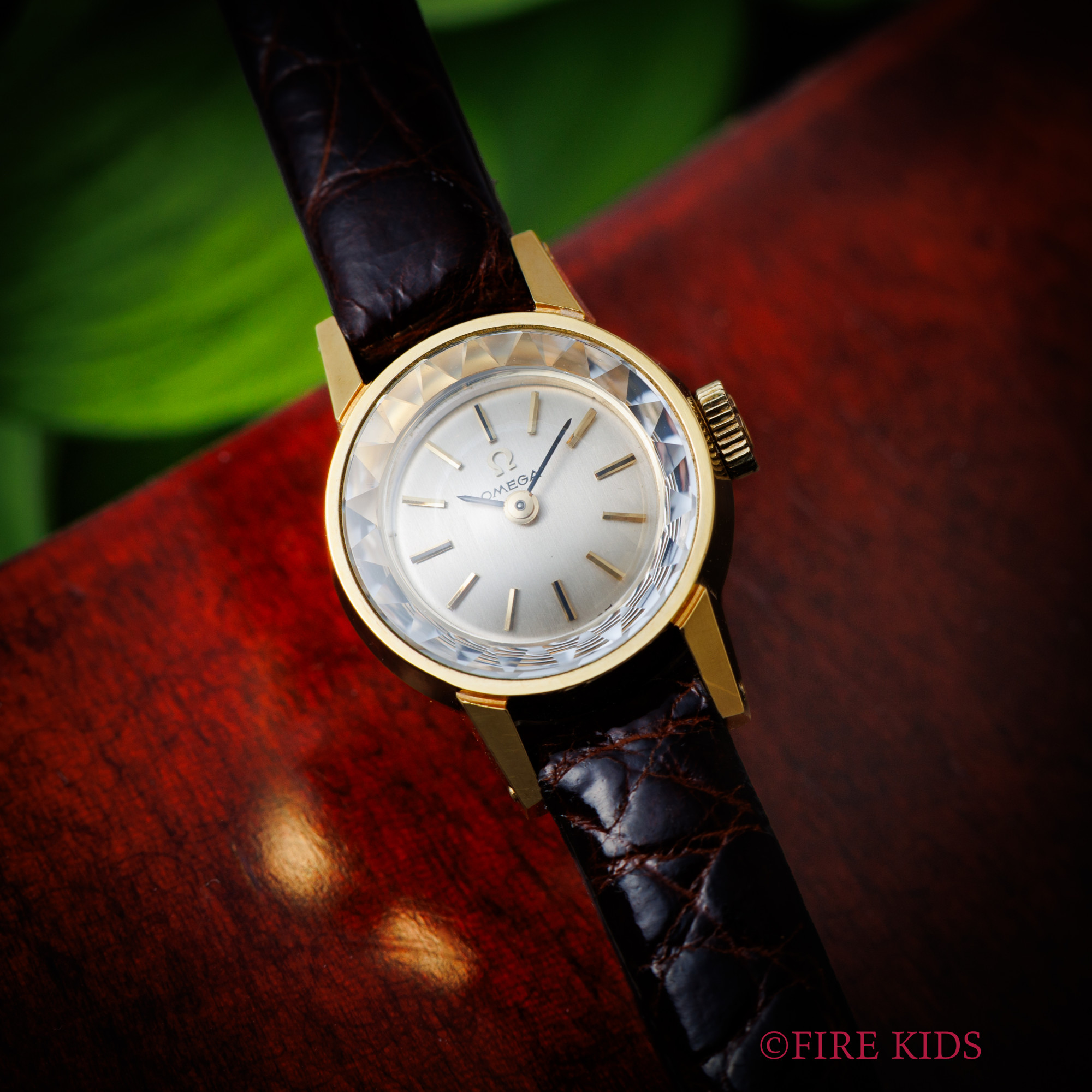 オメガ OMEGA レディース 1964年製 Ref. 511.166 金張り/バックステン 手巻き ファセットガラス 純正革ベルト、純正GP尾錠