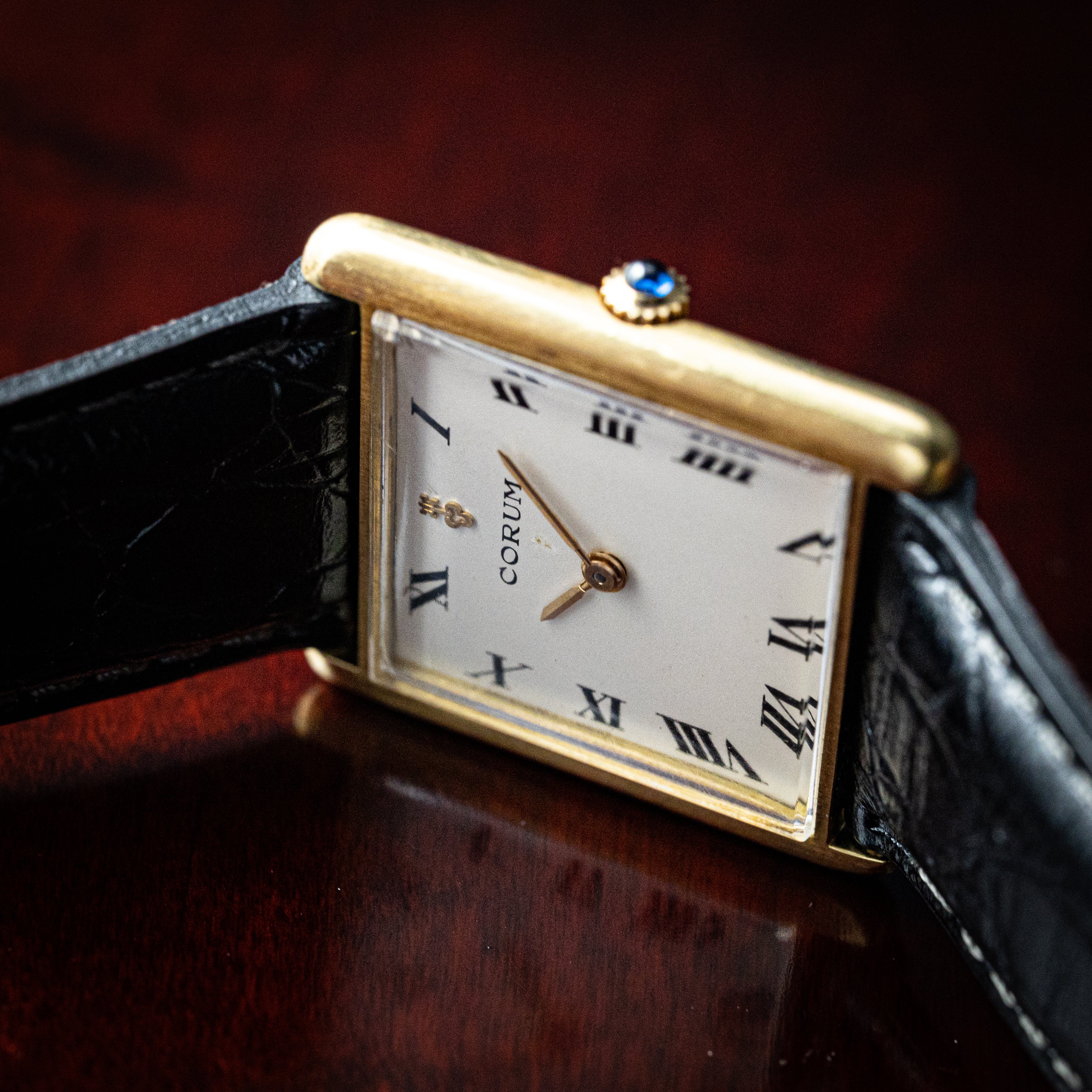 コルム 18金無垢 スクエアケース 手巻き 1970年代製
