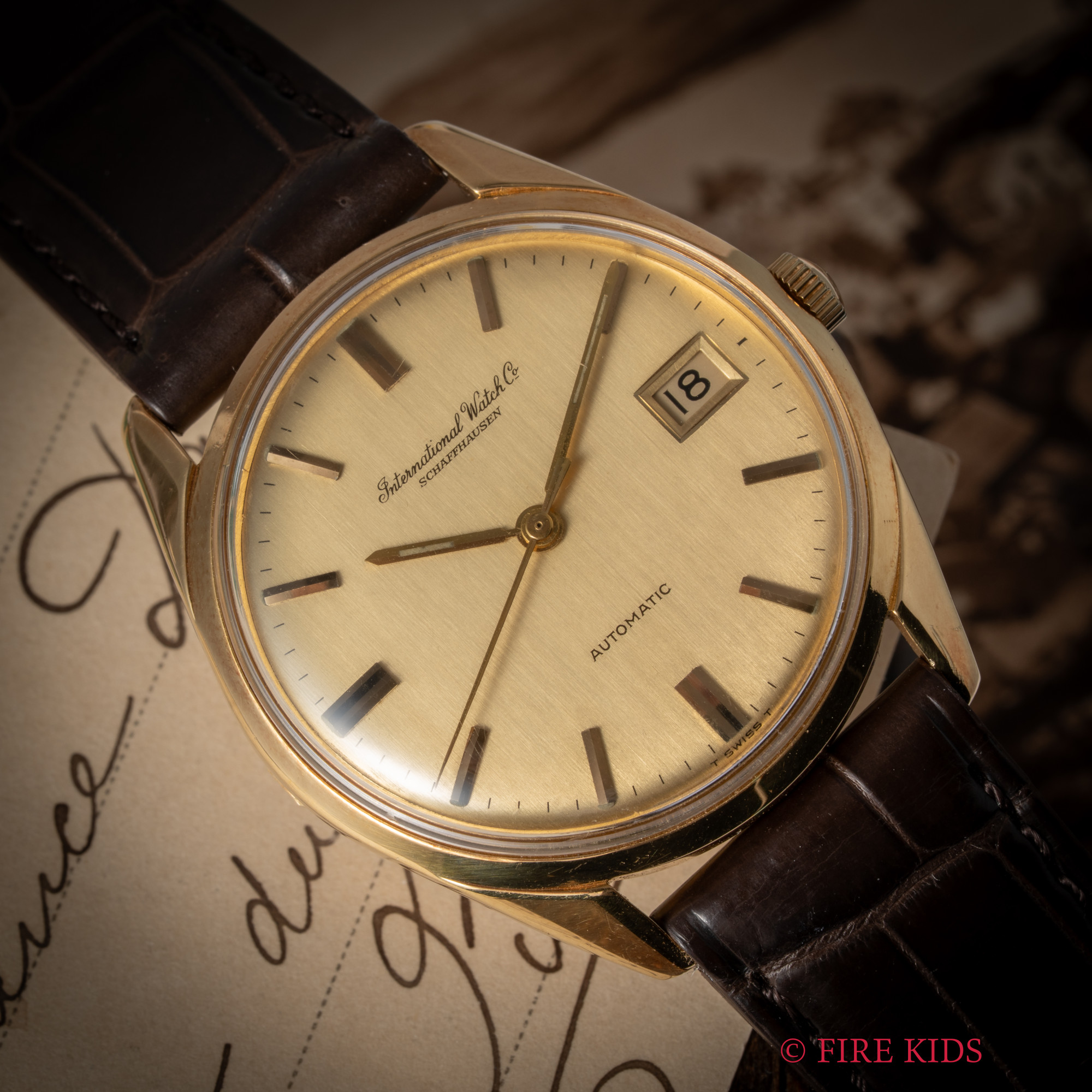 IWC ラウンドケース 1968年製 18金イエローゴールド ペラトン式自動巻き Ref.810A Cal.8541