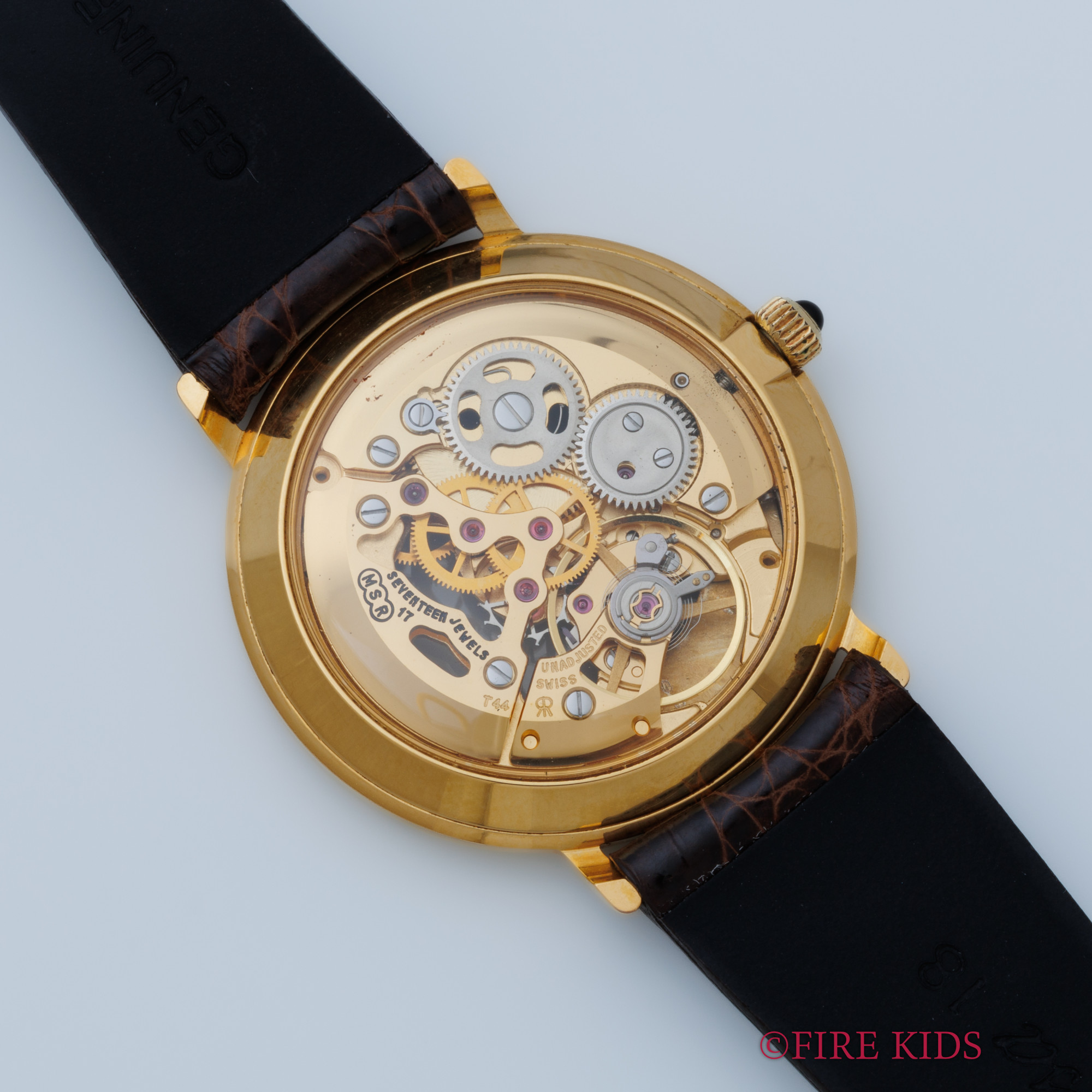 ORIS 手巻き スケルトンケース 17JEWELS 本革リザード80年代稼働品 FIREKIDS｜ファイアーキッズ / レビュー スケルトンウォッチ GFケース