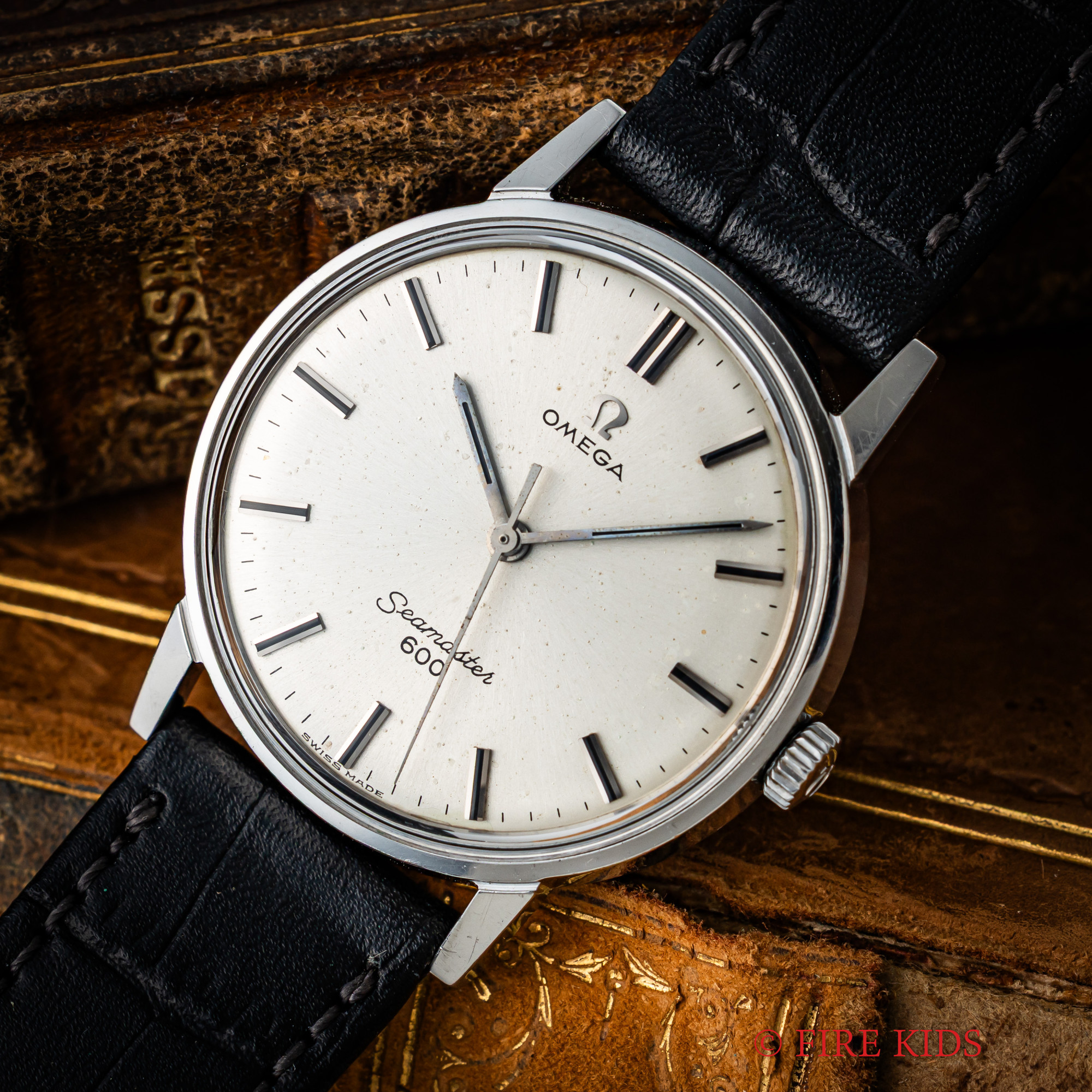 オメガ OMEGA シーマスター600 1964年製 ラウンドケース Ref.135.011 手巻き Cal.601 ノンデイト