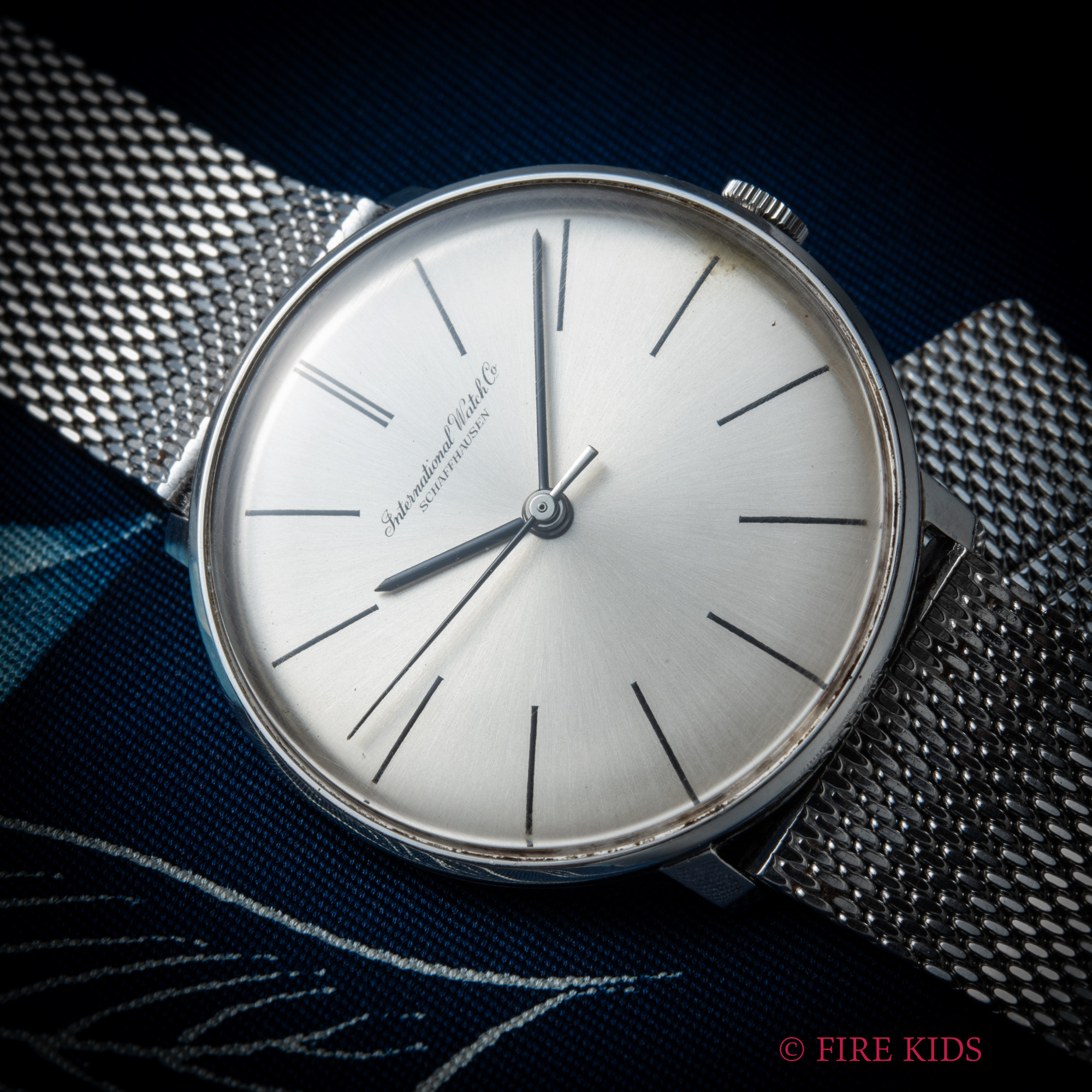 FIREKIDS｜ファイアーキッズ / IWC ラウンドケース 1977年製 Ref.2401