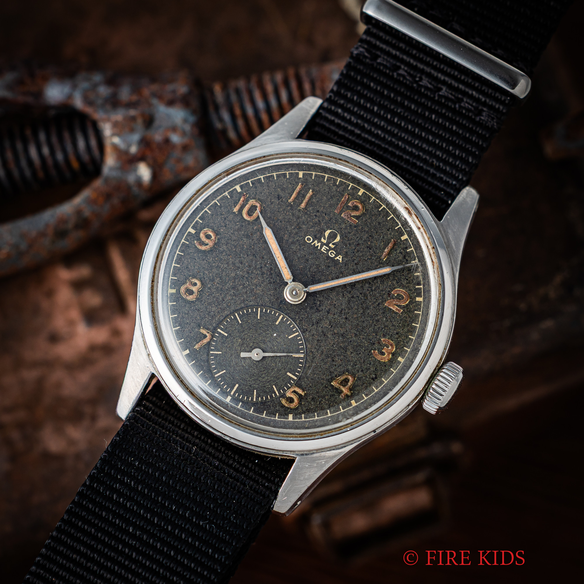 オメガ 30ｍｍキャリバー Cal.30T2PC スヴェラン 北欧向け 1940年代製 手巻き 全アラビア スモセコ