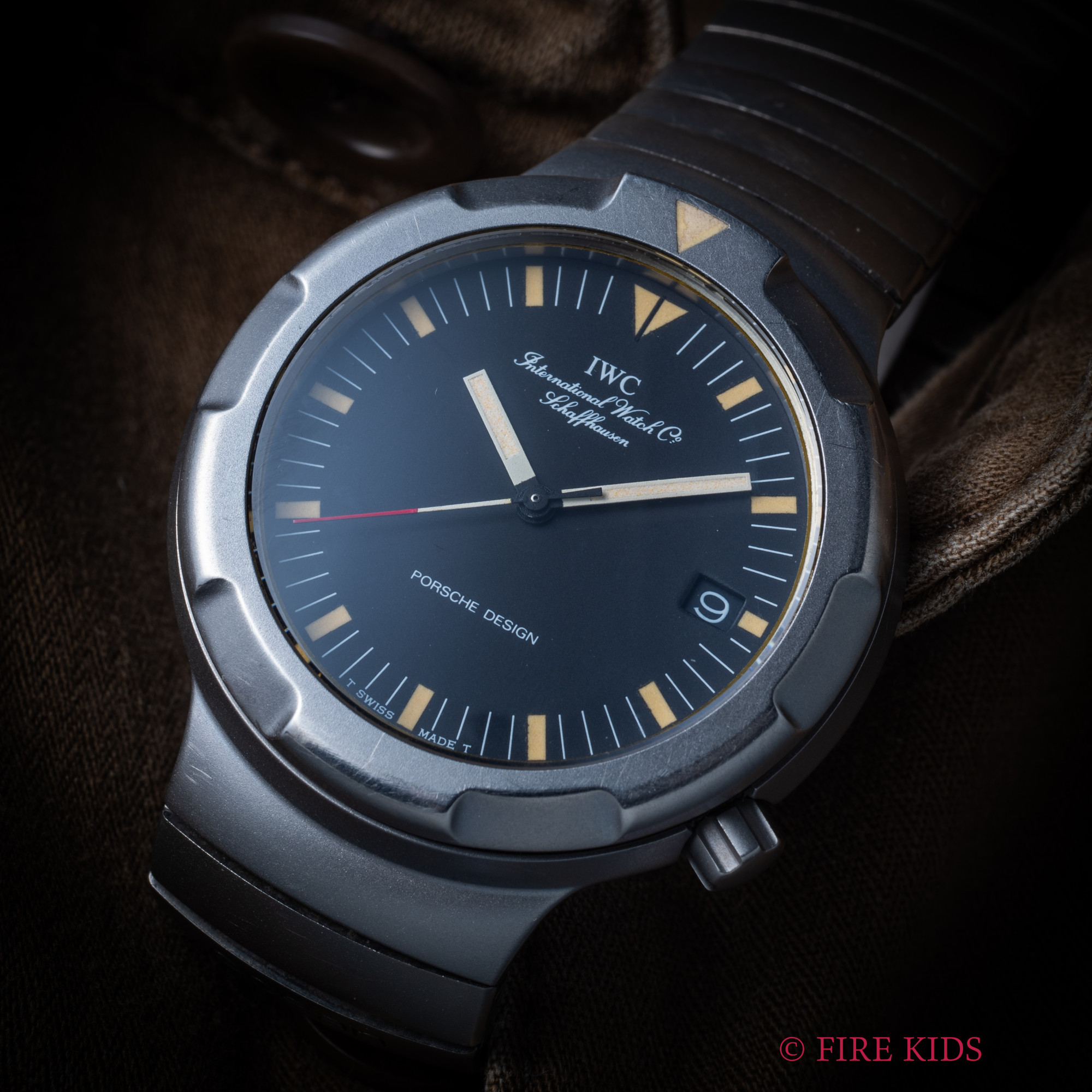 ポルシェデザイン by IWC オーシャン2000 1983年製 Ref.3500 初期型筆記体 純正ベルクロ付き 自動巻き チタン