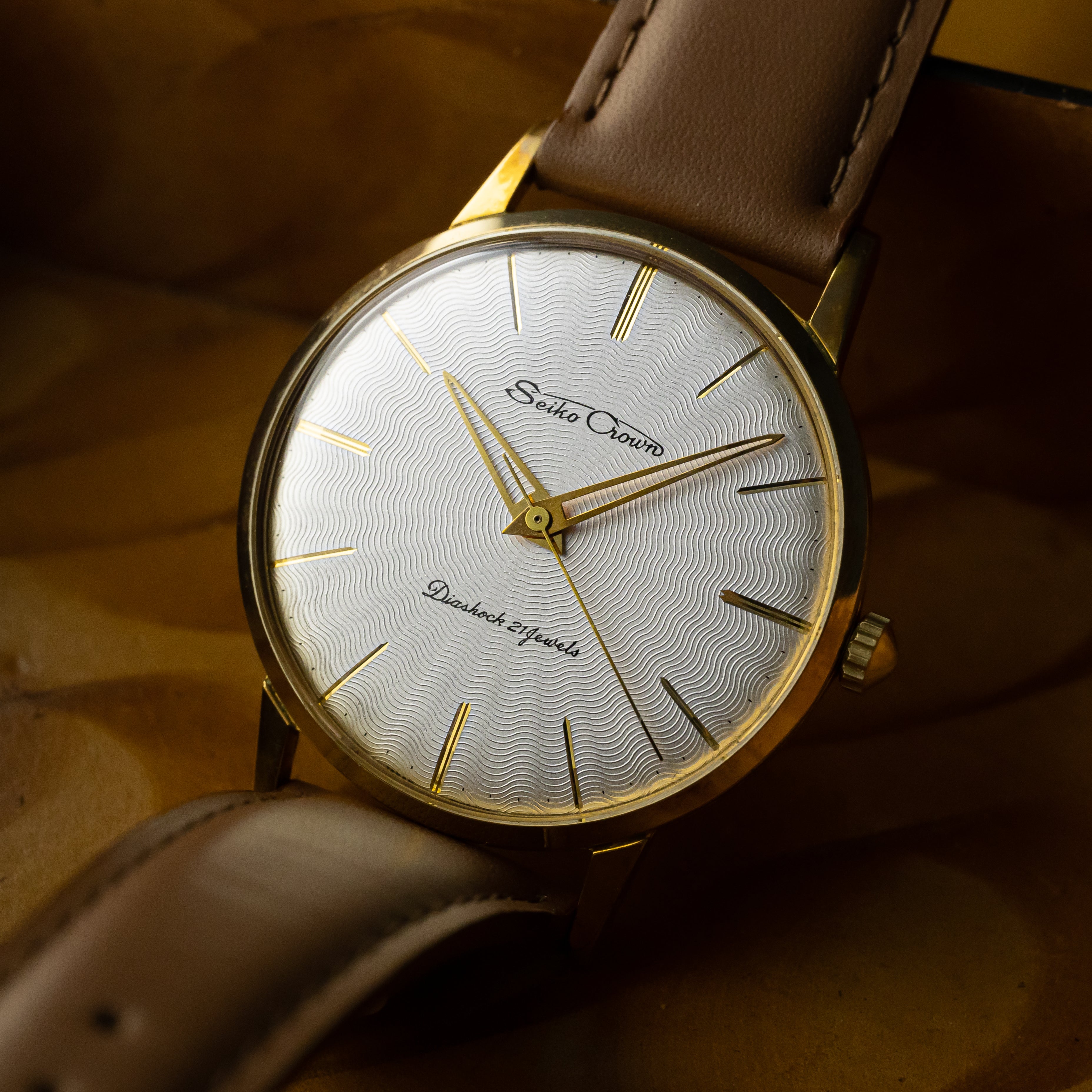セイコー クラウン スケルトン針 サンビームダイヤル 1961年製　21石 手巻き 金張りケース