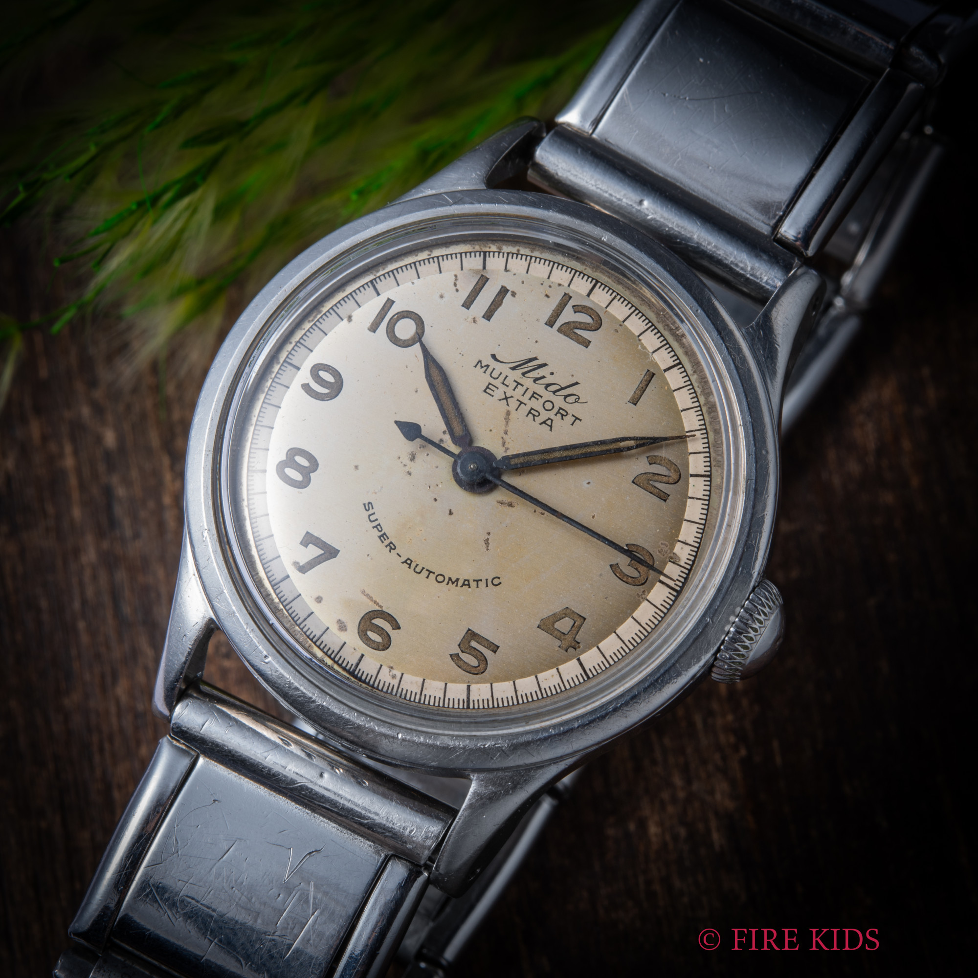 ミドー マルチフォート エクストラ 1940年代製 バンパー式オートマチック アラビアダイヤル 社外スイス製エキスパンションブレス