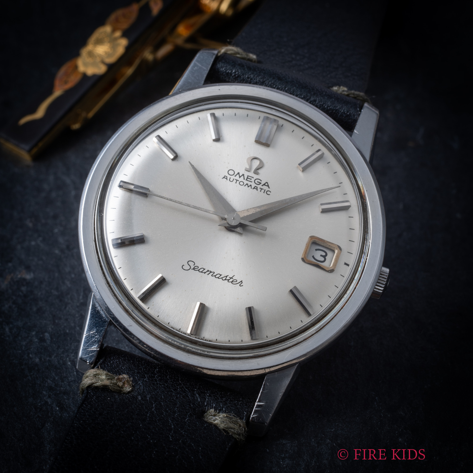 オメガ OMEGA シーマスター 1965年製 シルバー文字盤 Ref.166.003 自動巻き Cal.562 ドーフィンハンド