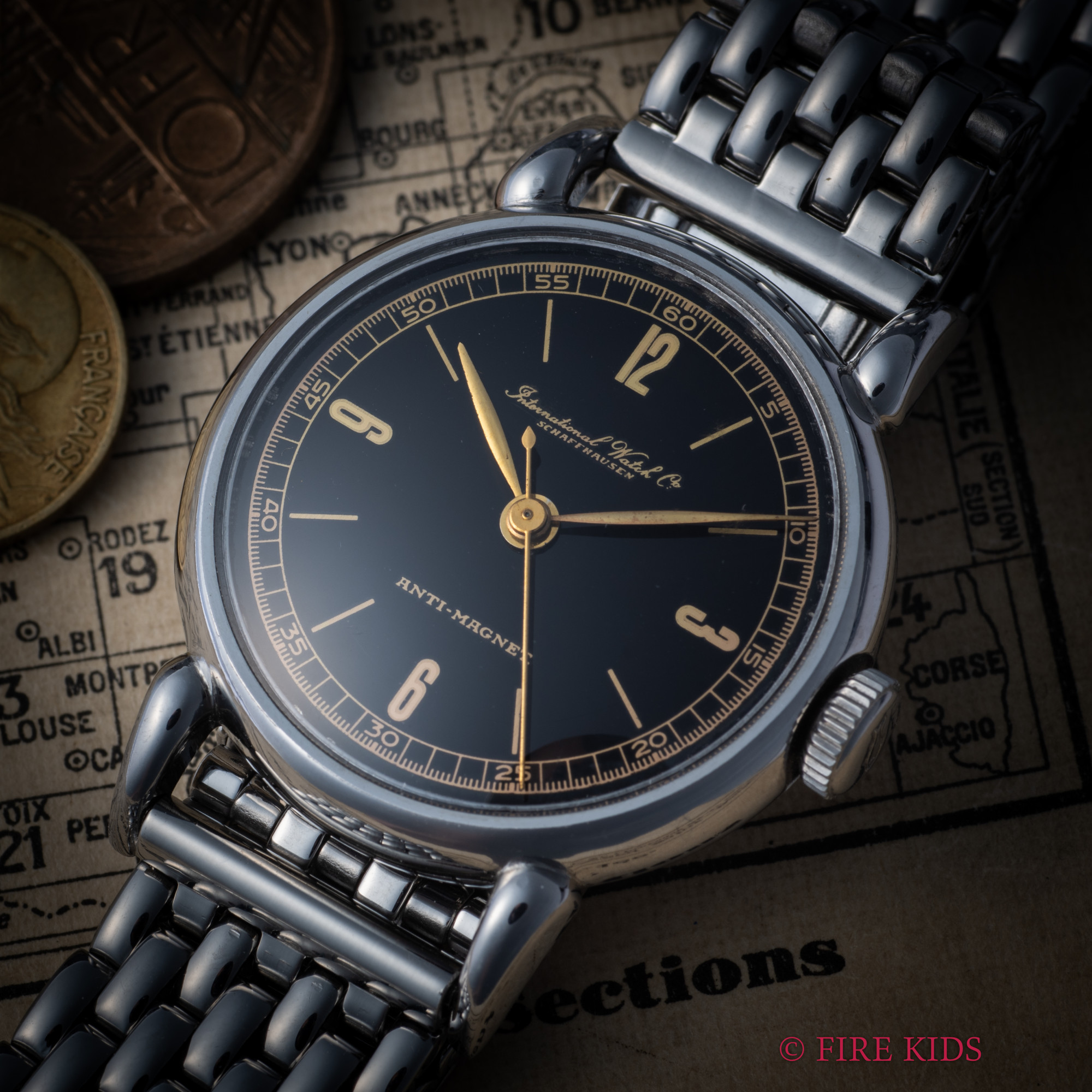 FIREKIDS｜ファイアーキッズ / IWC ブラックミラーダイヤル 1944年製