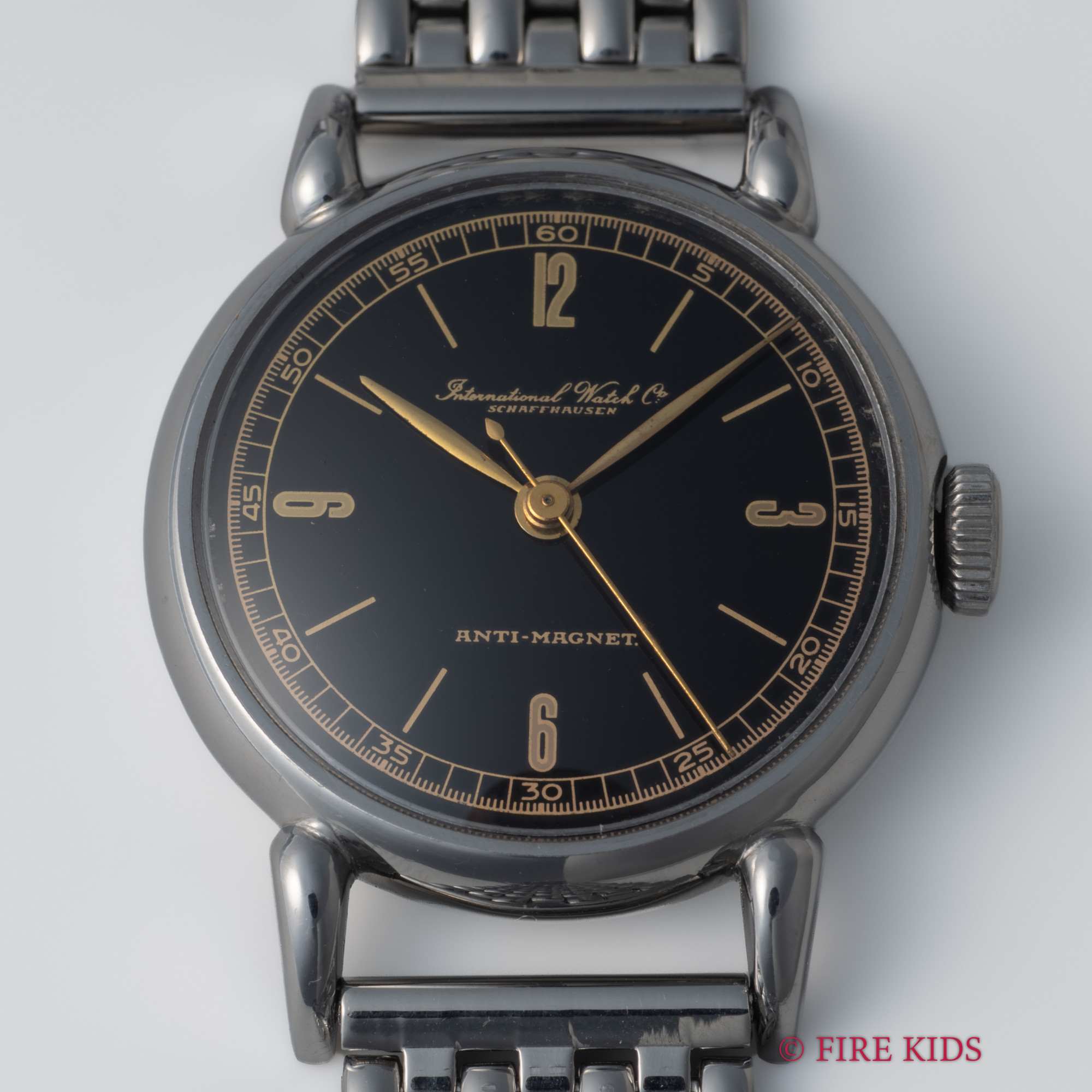 FIREKIDS｜ファイアーキッズ / IWC ブラックミラーダイヤル 1944年製