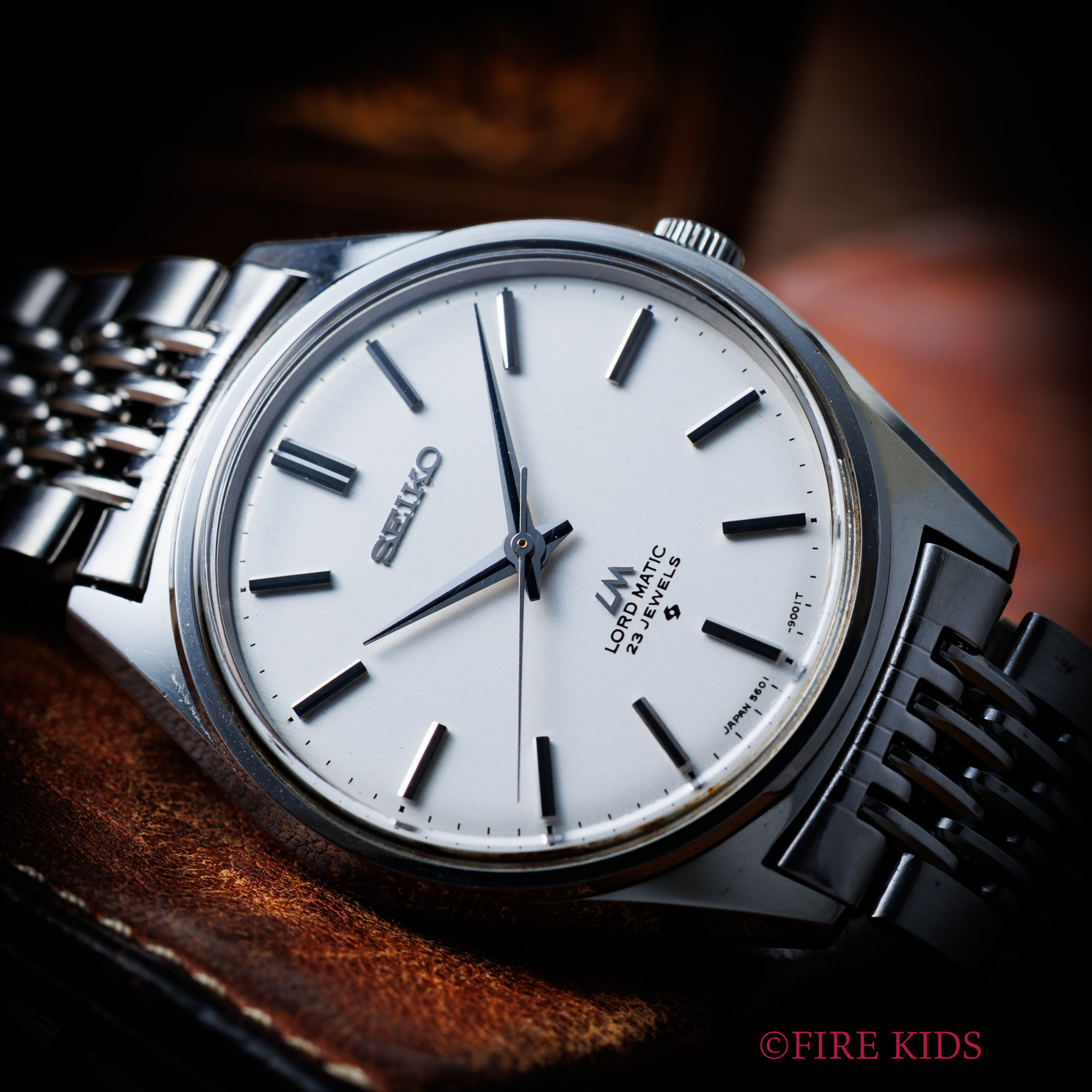 セイコー SEIKO ロードマチック 1975年製 Ref.5601-9000 ワンピースケース 自動巻 純正ステンレスブレス付