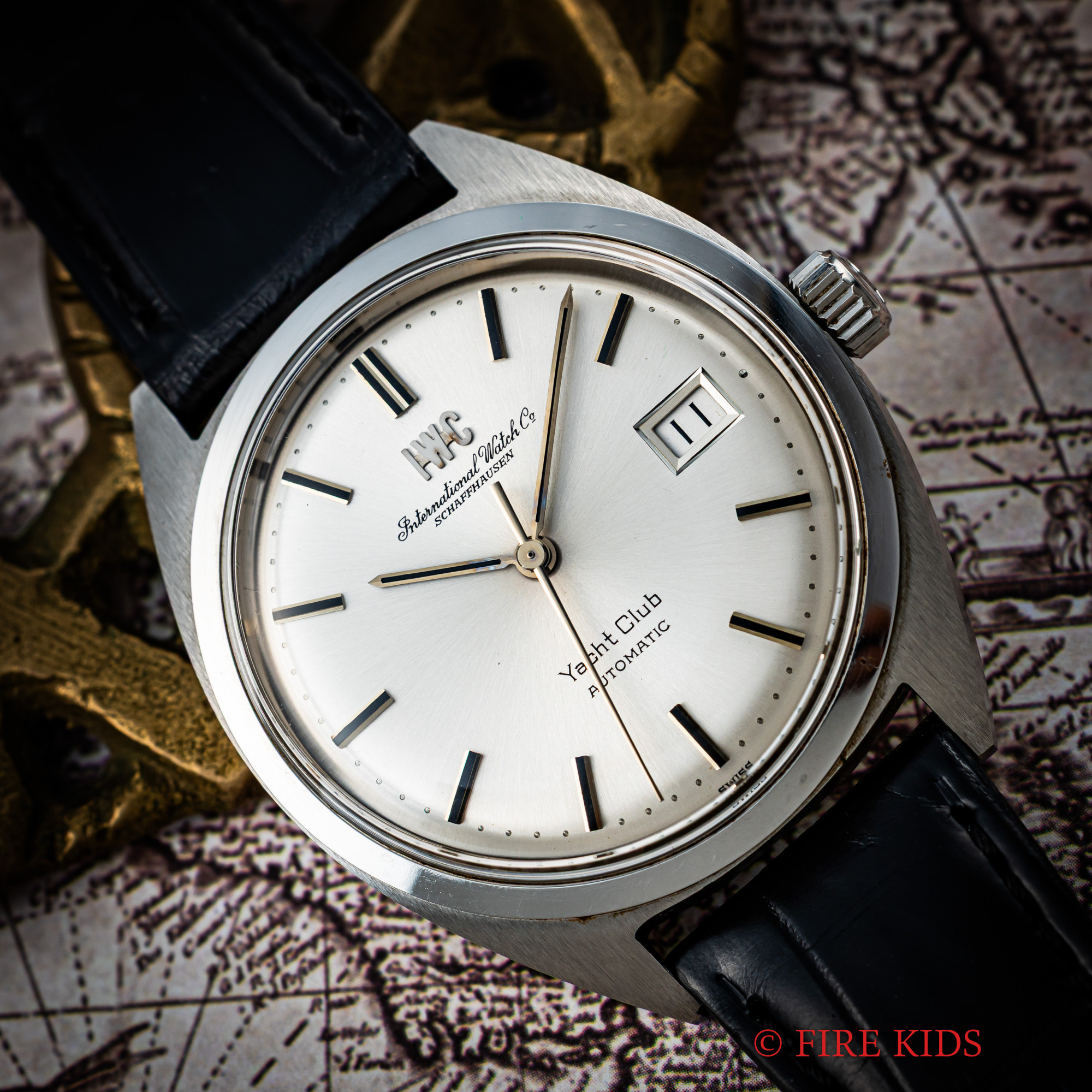 IWC ヨットクラブデイト 1975年製 シルバーダイヤル 自動巻 Cal.8541B