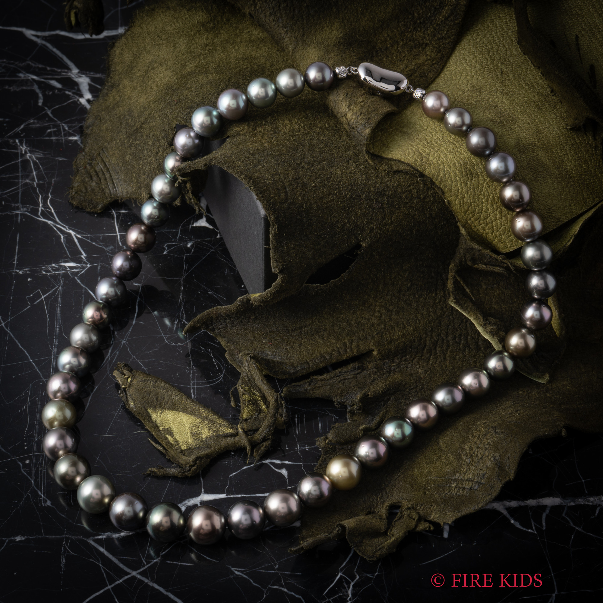 黒蝶真珠ネックレスSilver8.0-10.5mm43cm