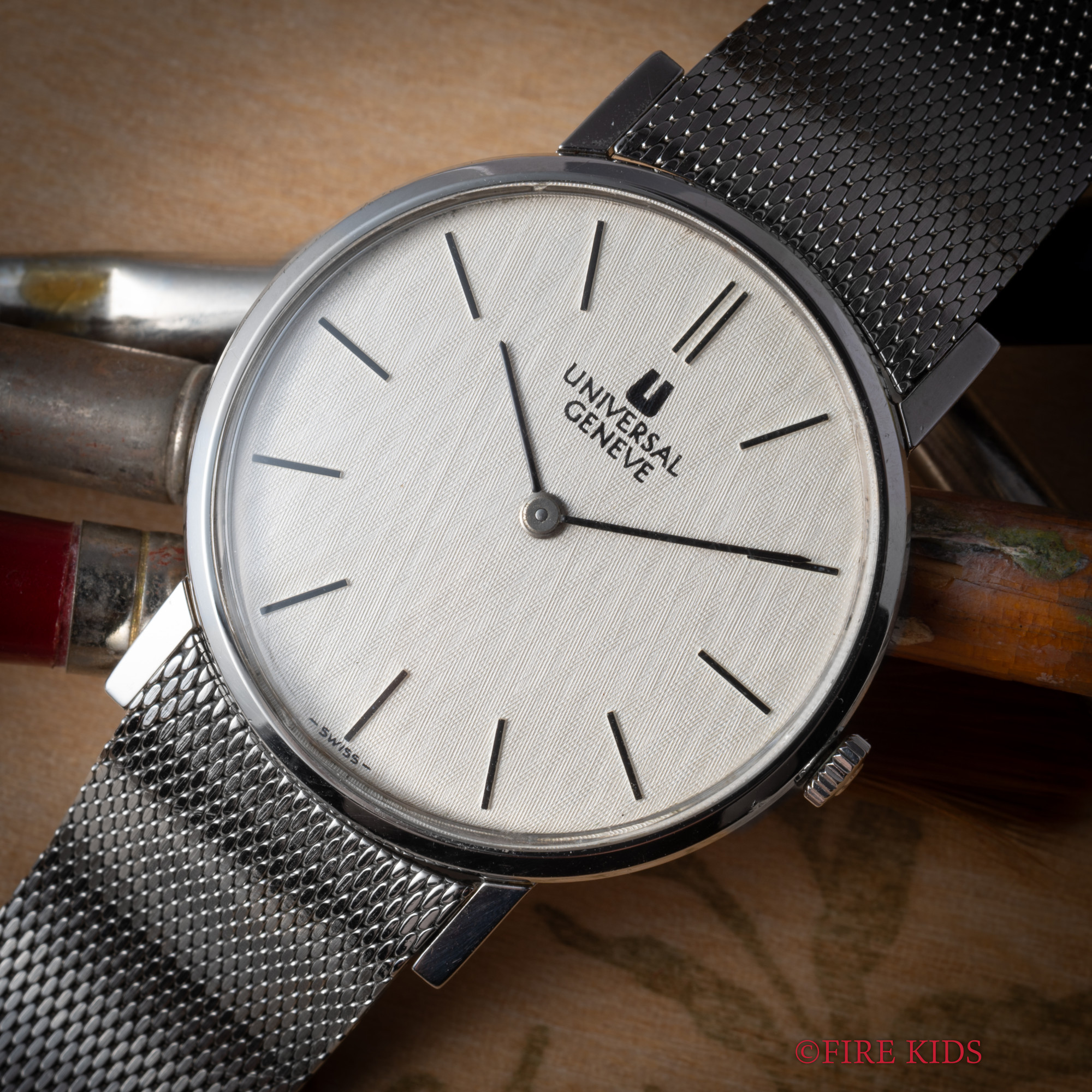 ユニバーサルジュネーヴ UNIVERSAL GENEVE アルテッセ 1970年代 Ref.842109 手巻き リネンダイアル 純正メッシュブレス
