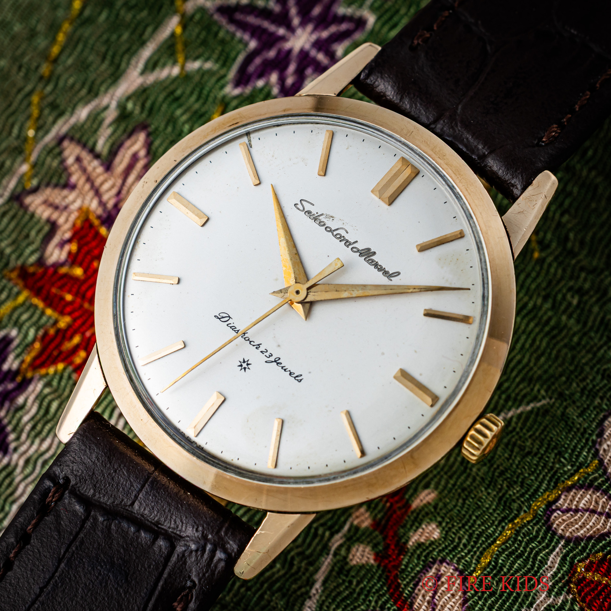 セイコー SEIKO ロードマーベル 1959年製 手巻き 80ミクロン14金張り SD、彫り文字盤 Ref.J14039
