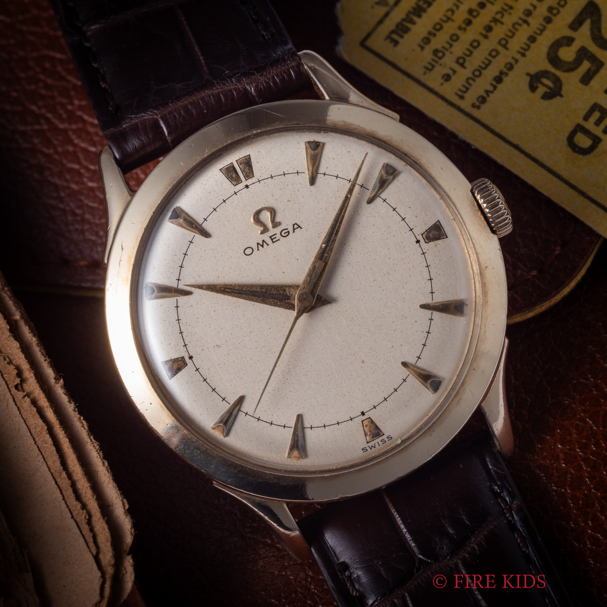 オメガ OMEGA ラウンドケース 1950～1951年製 10金張り USケース 手巻 Cal.371 純正尾錠付