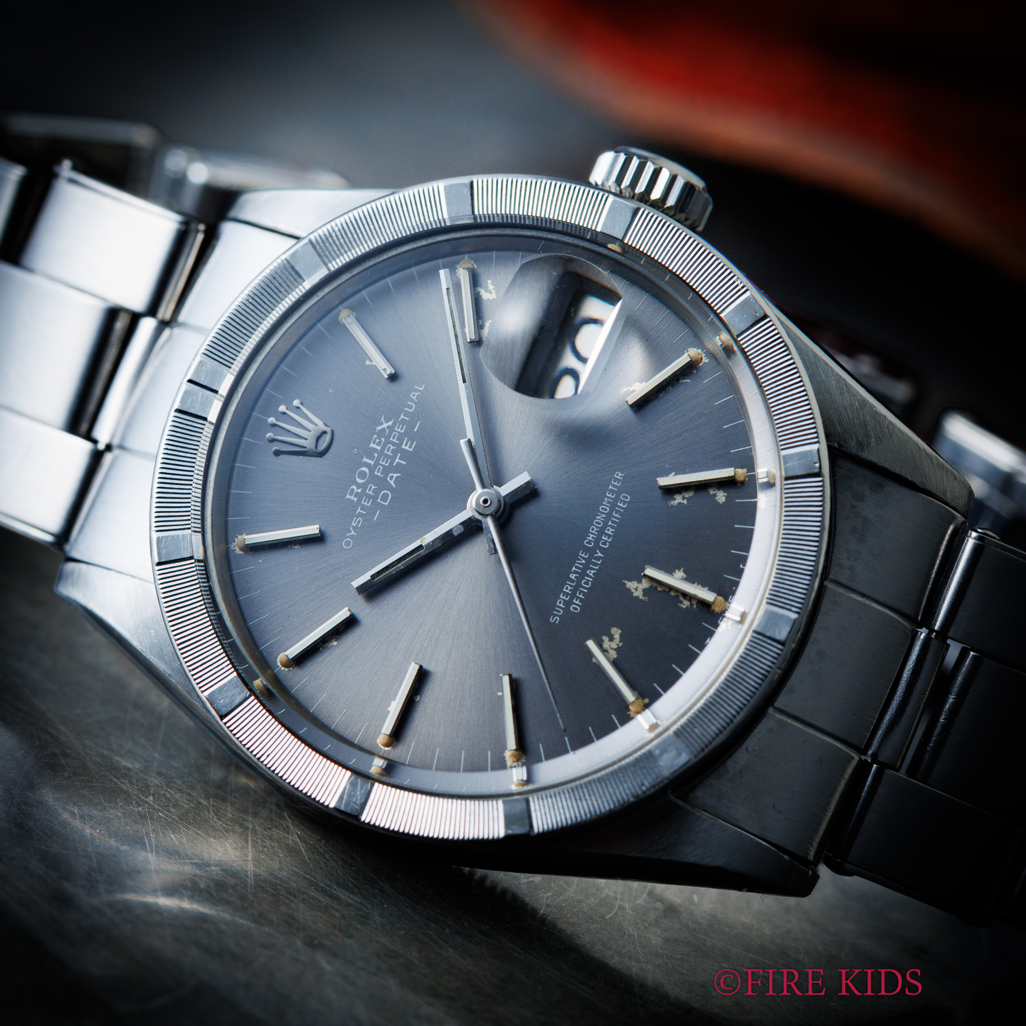 ロレックス ROLEX オイスターパーペチュアルデイト グレーダイヤル 1970年製 エンジンターンドベゼル Ref.1501 自動巻き Cal.1570 純正リベットブレス